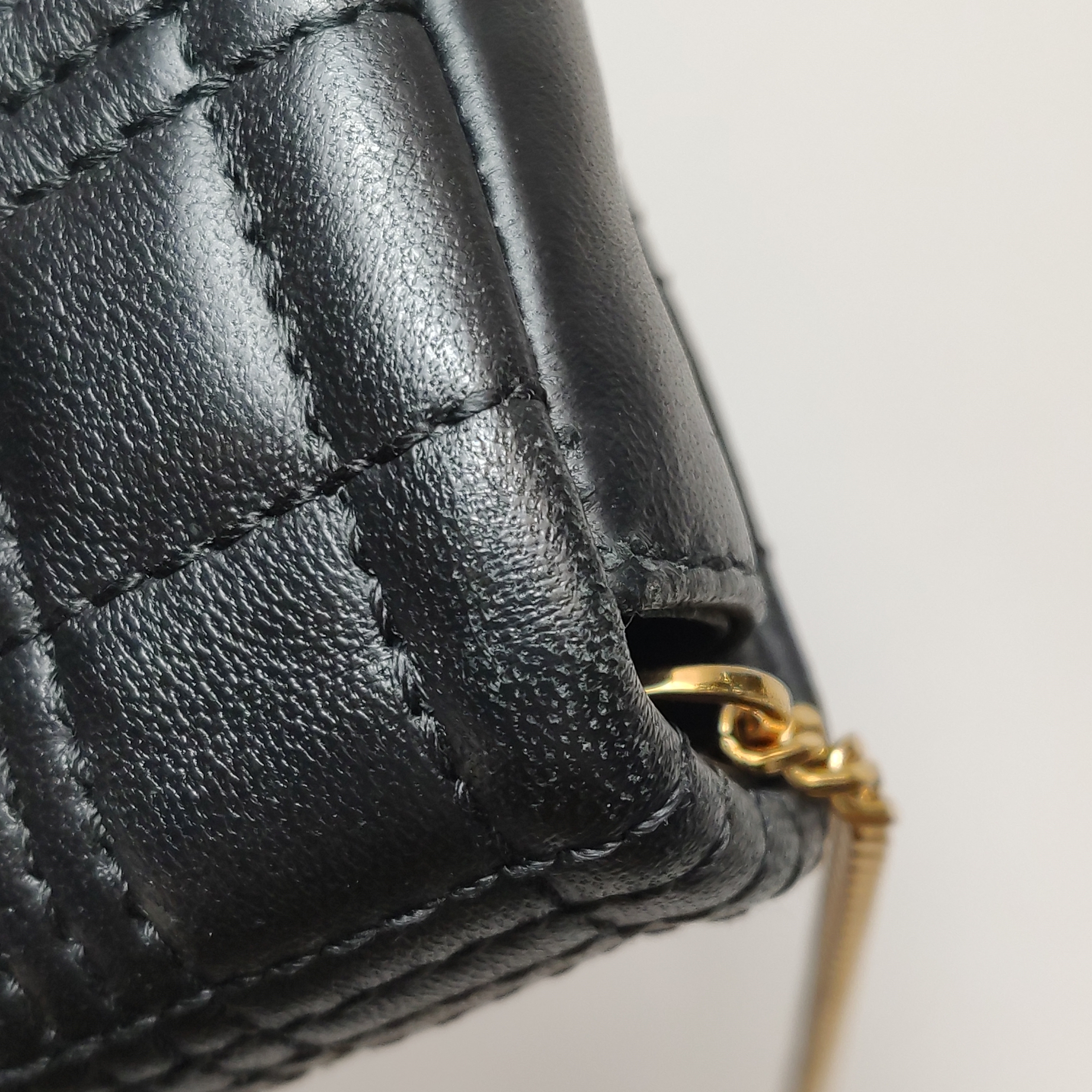 Burberry Lola Shoulder Bag Quilted Lambskin Mini — photo 11 of 15