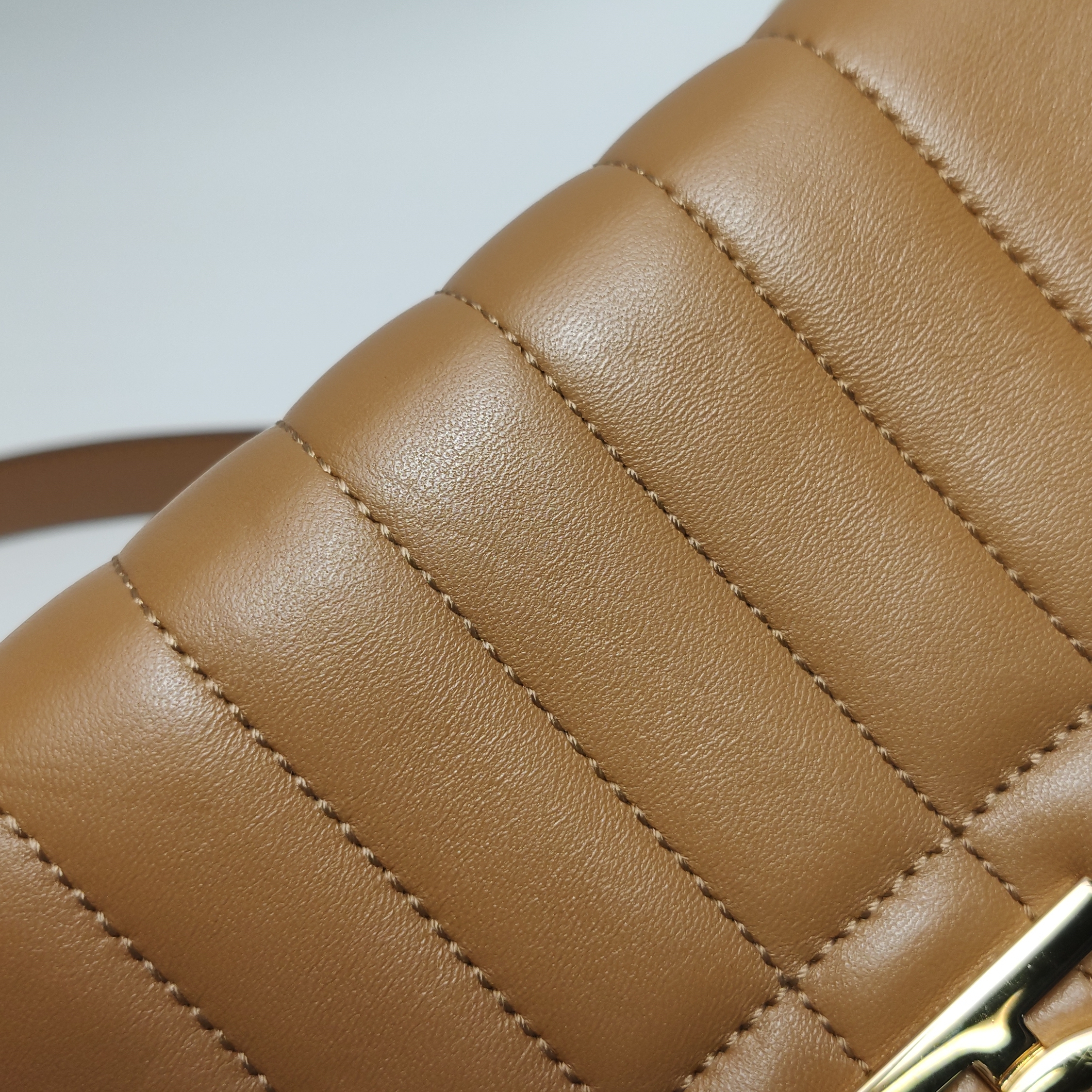 Burberry Lola Shoulder Bag Quilted Lambskin Small — photo 10 of 19