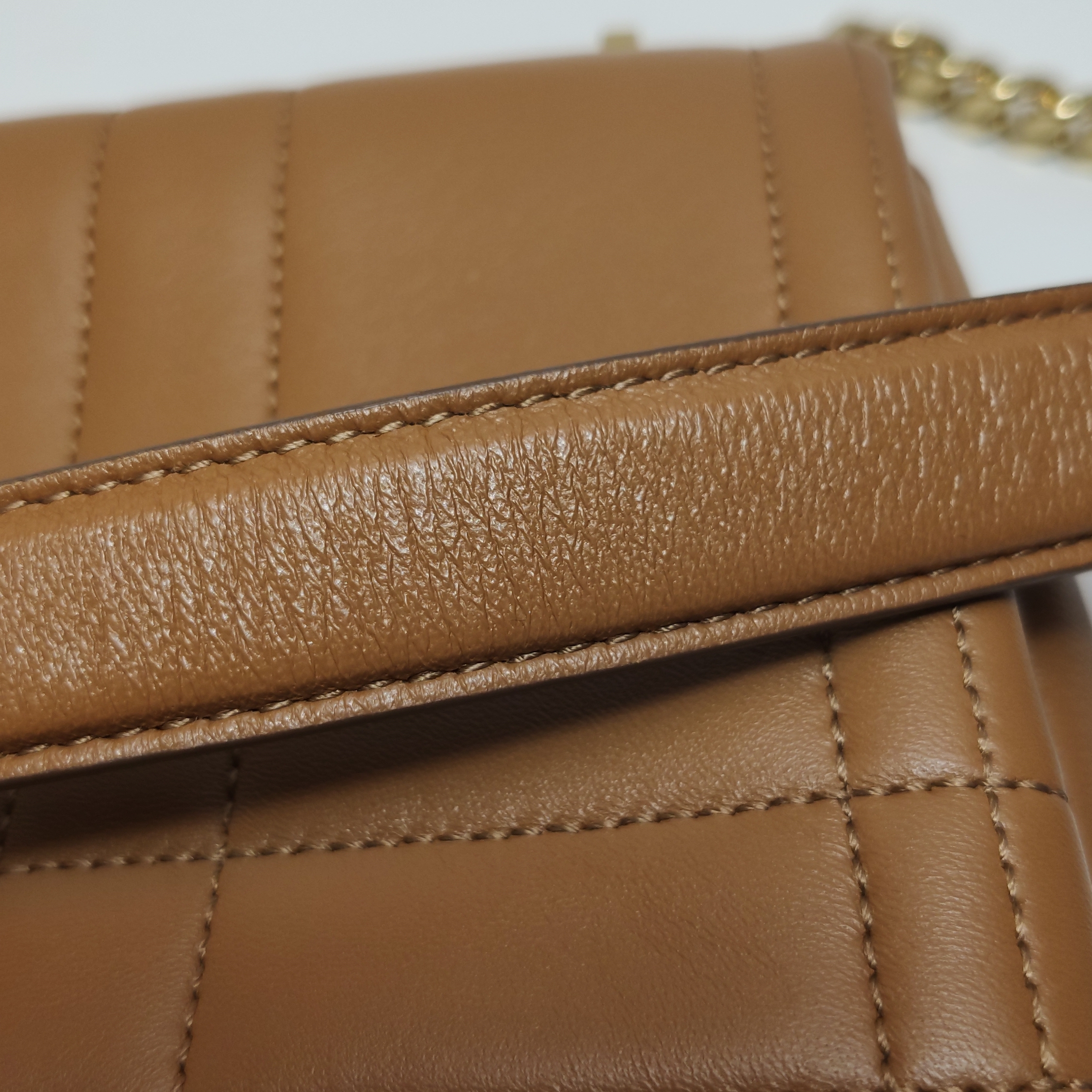 Burberry Lola Shoulder Bag Quilted Lambskin Small — photo 18 of 19