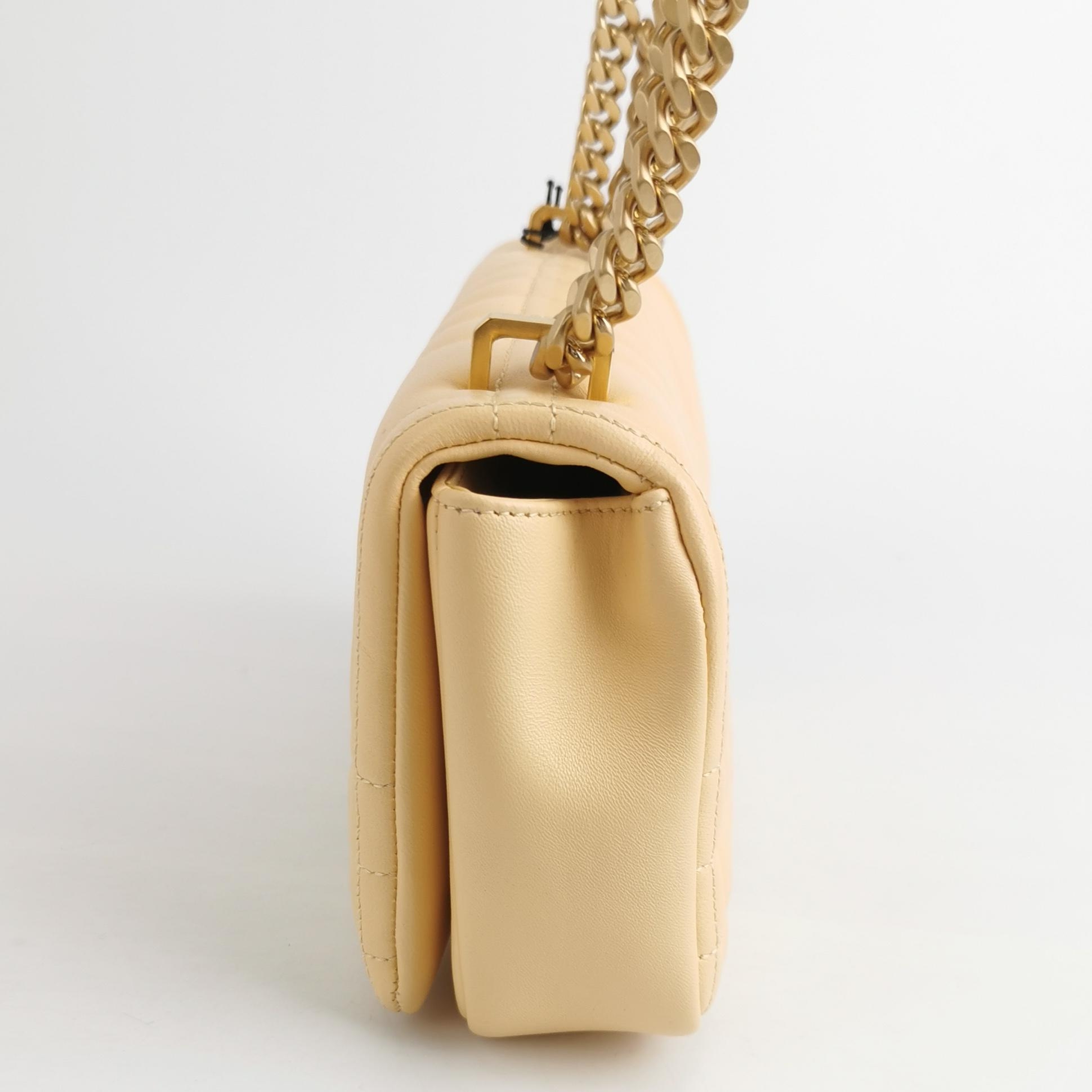 Burberry Lola Shoulder Bag Quilted Lambskin Small — photo 3 of 9