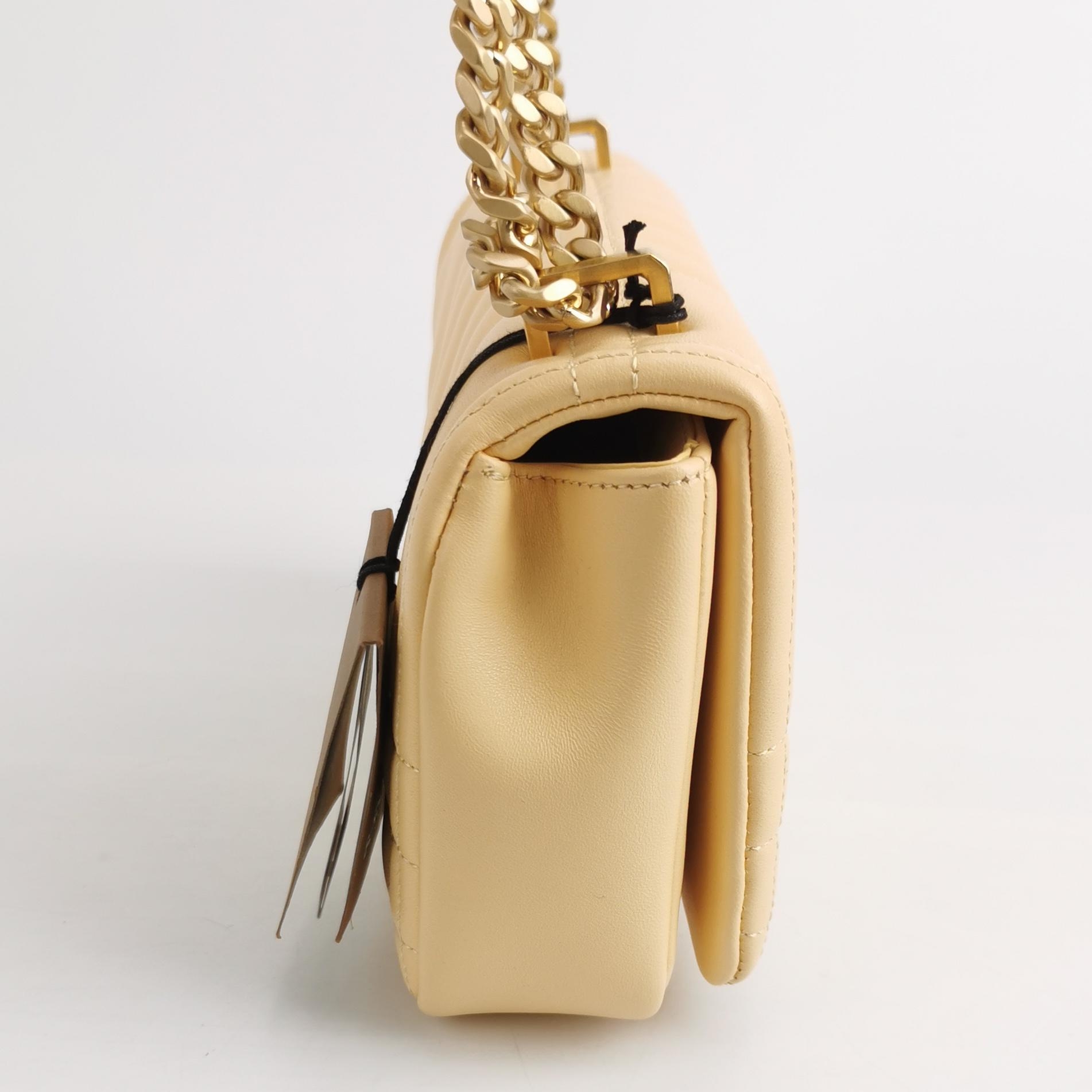 Burberry Lola Shoulder Bag Quilted Lambskin Small — photo 4 of 9