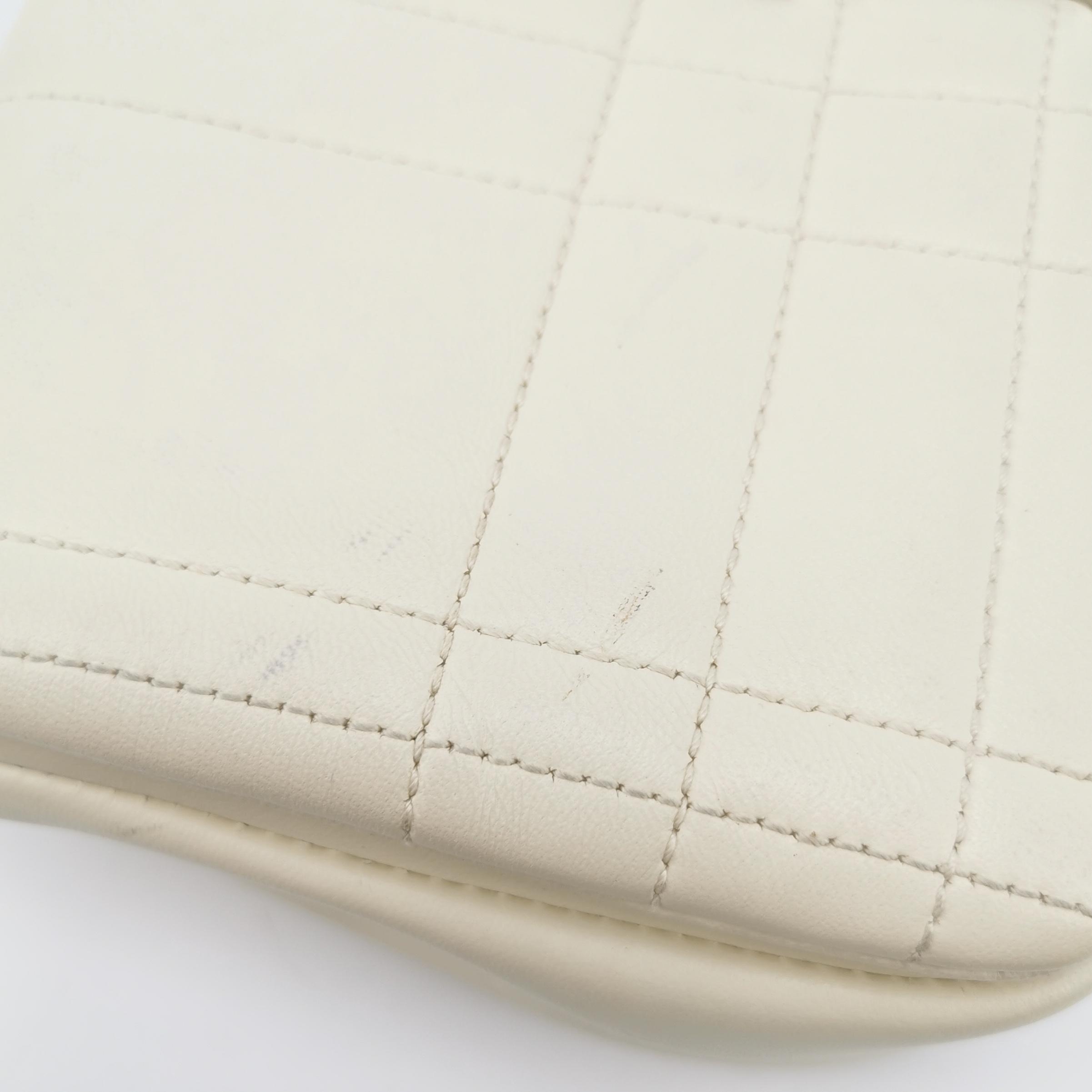 Burberry Lola Shoulder Bag Quilted Lambskin Small — photo 9 of 13