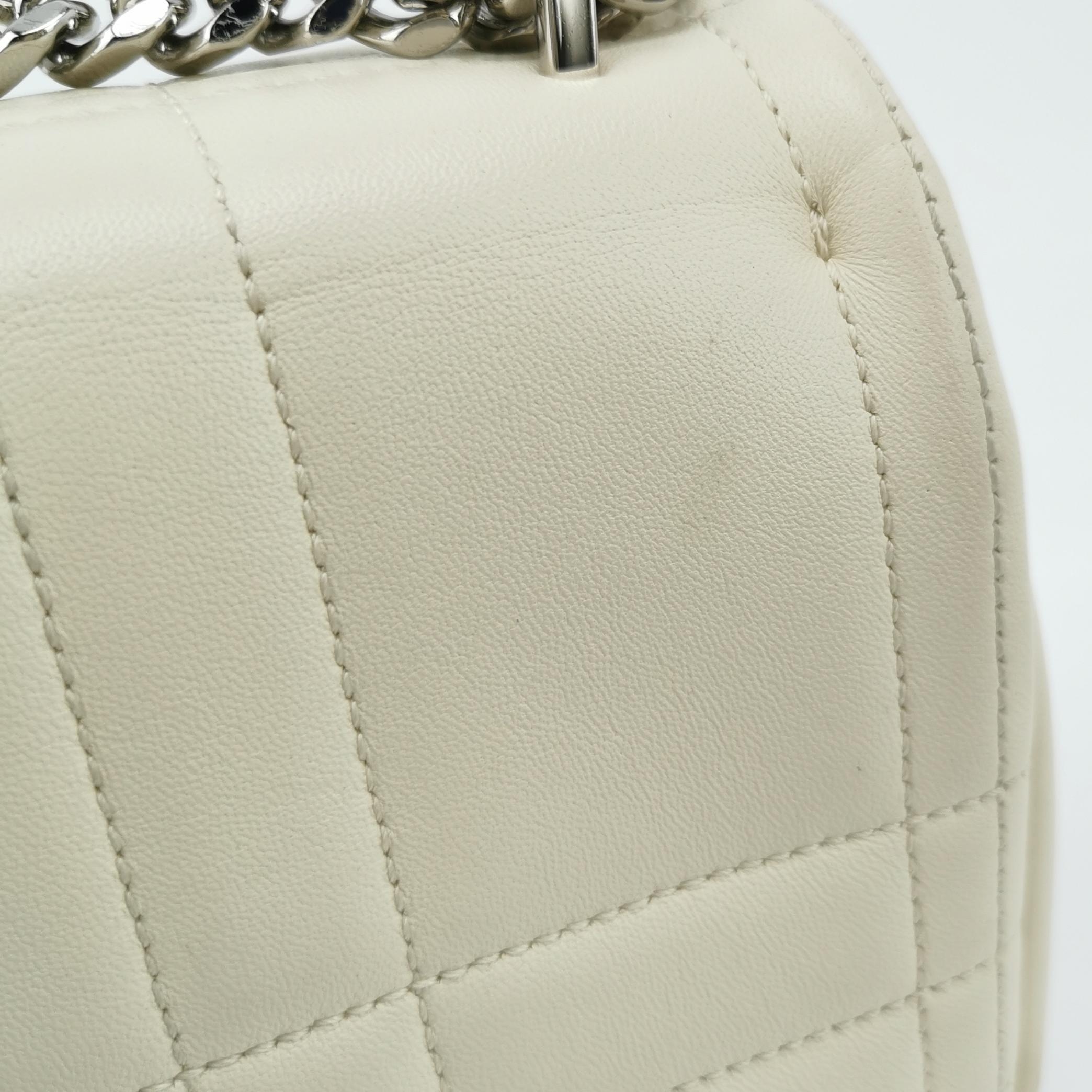 Burberry Lola Shoulder Bag Quilted Lambskin Small — photo 7 of 13