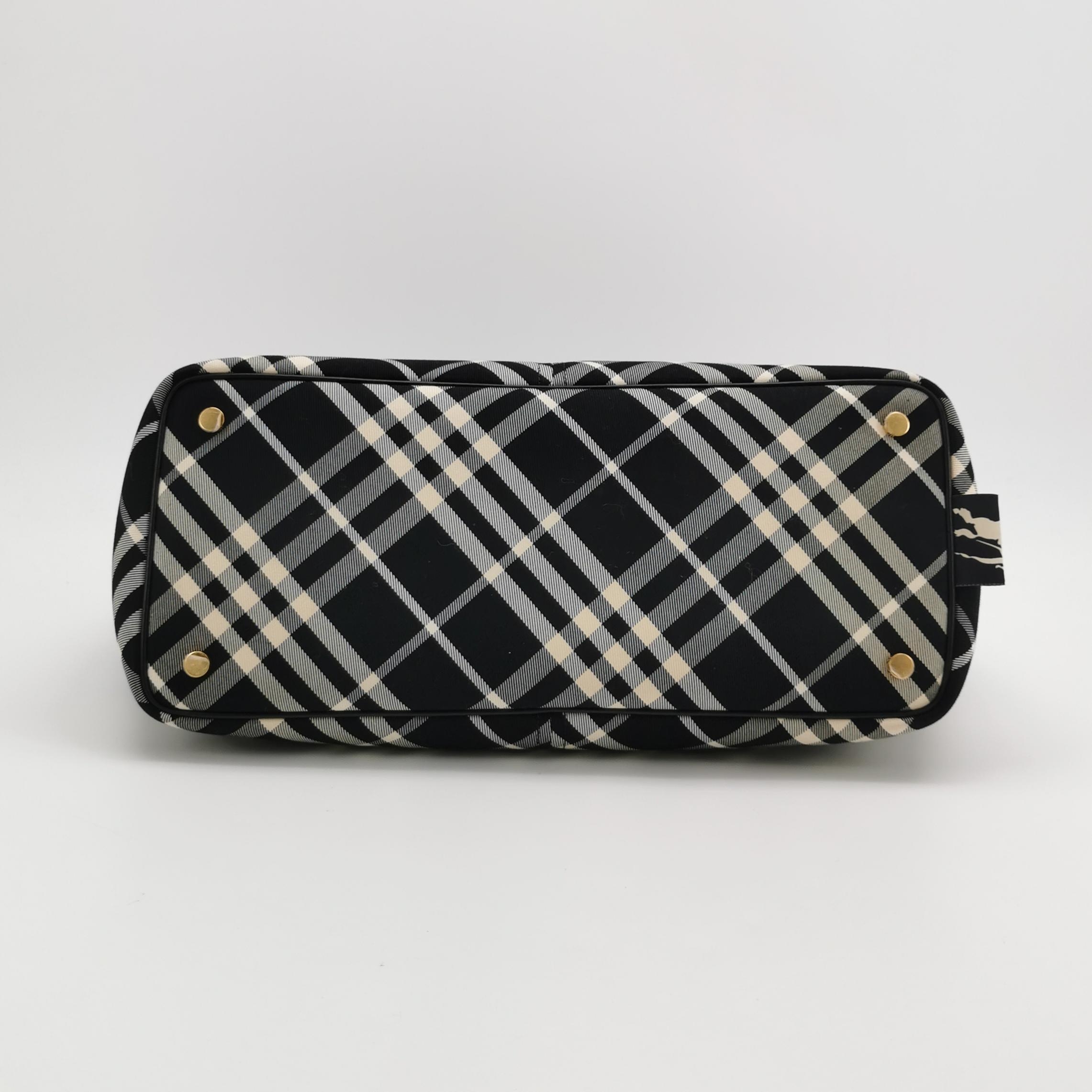 Burberry East-West Tote Vintage Check Canvas — photo 7 of 17