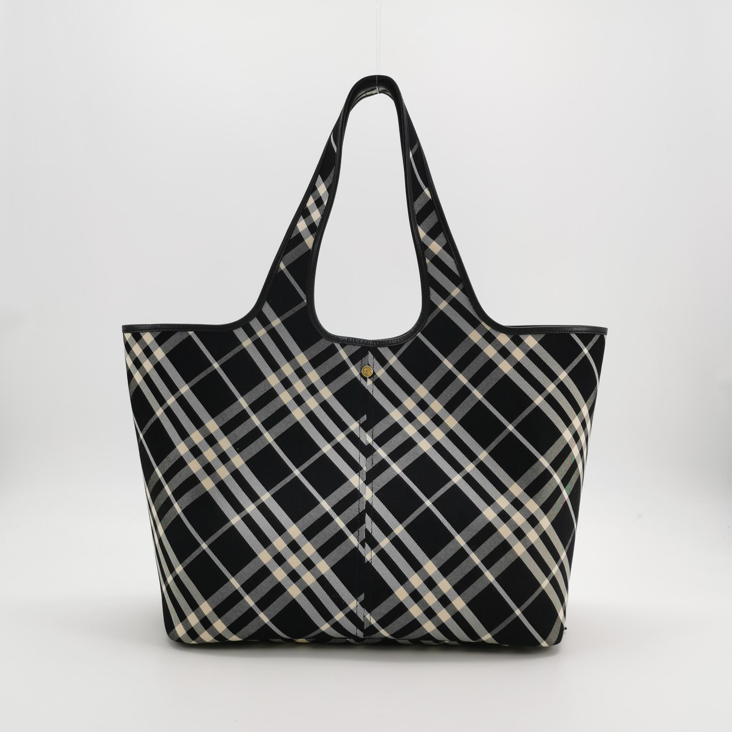 Burberry East-West Tote Vintage Check Canvas — photo 5 of 17