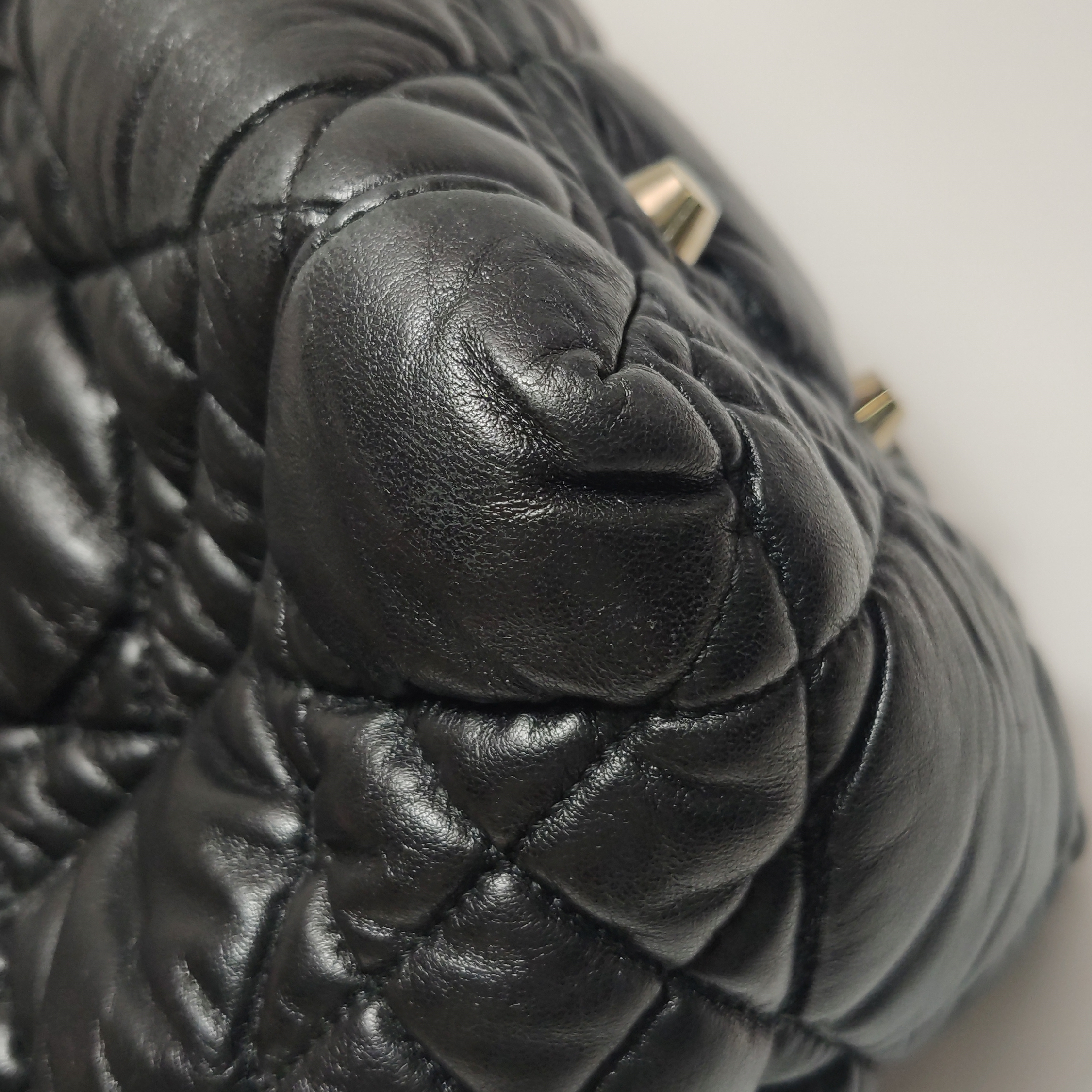 Dior Wicker Checkered Shoulder Bag — photo 13 of 22