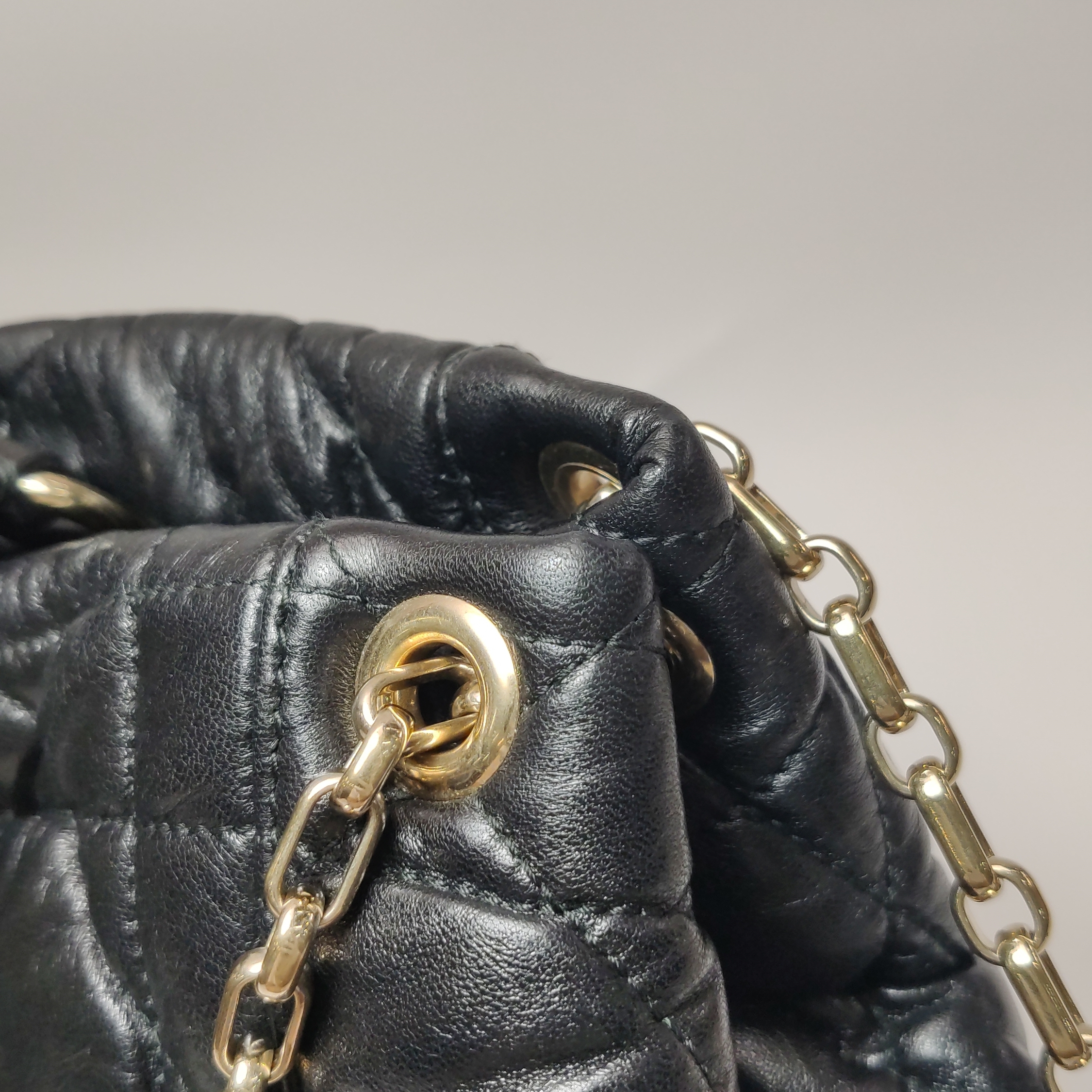Dior Wicker Checkered Shoulder Bag — photo 18 of 22