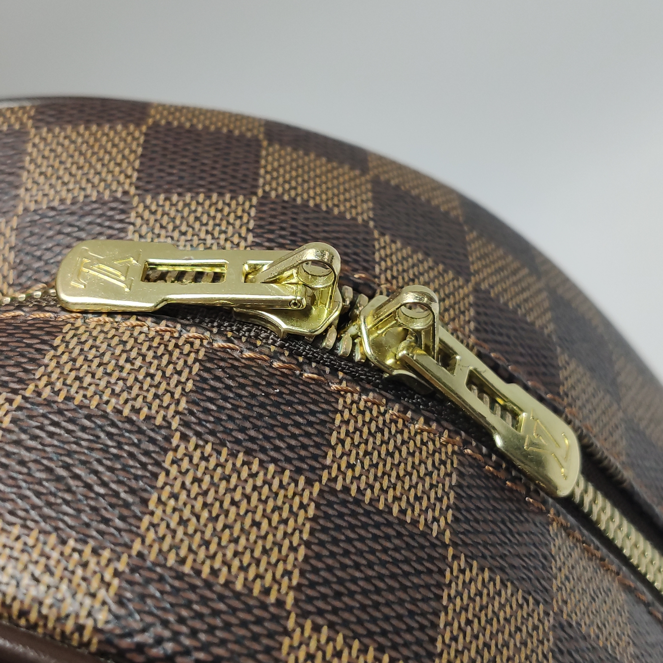 Louis Vuitton(LV) Nolita Satchel Damier — photo 17 of 18