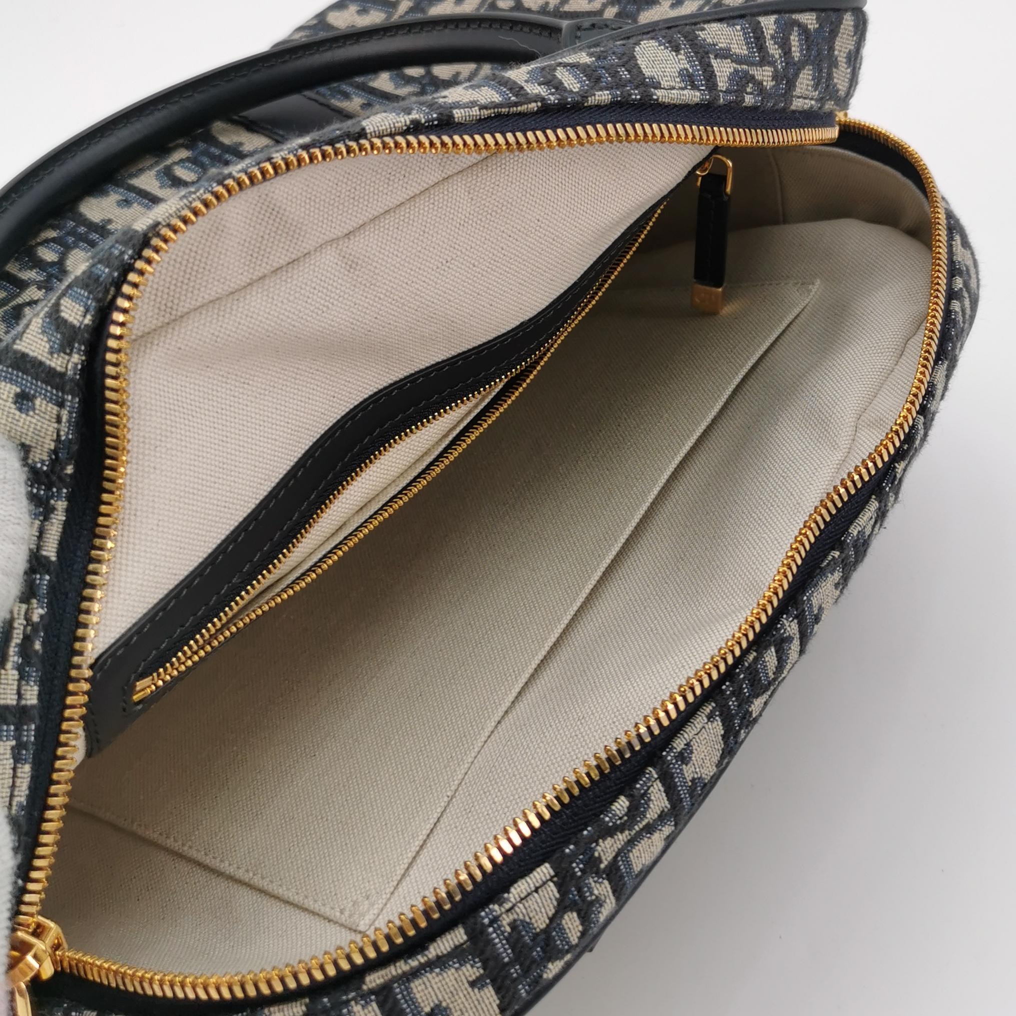 Christian Dior D-Vibe Bowling Bag Oblique Canvas — photo 8 of 16