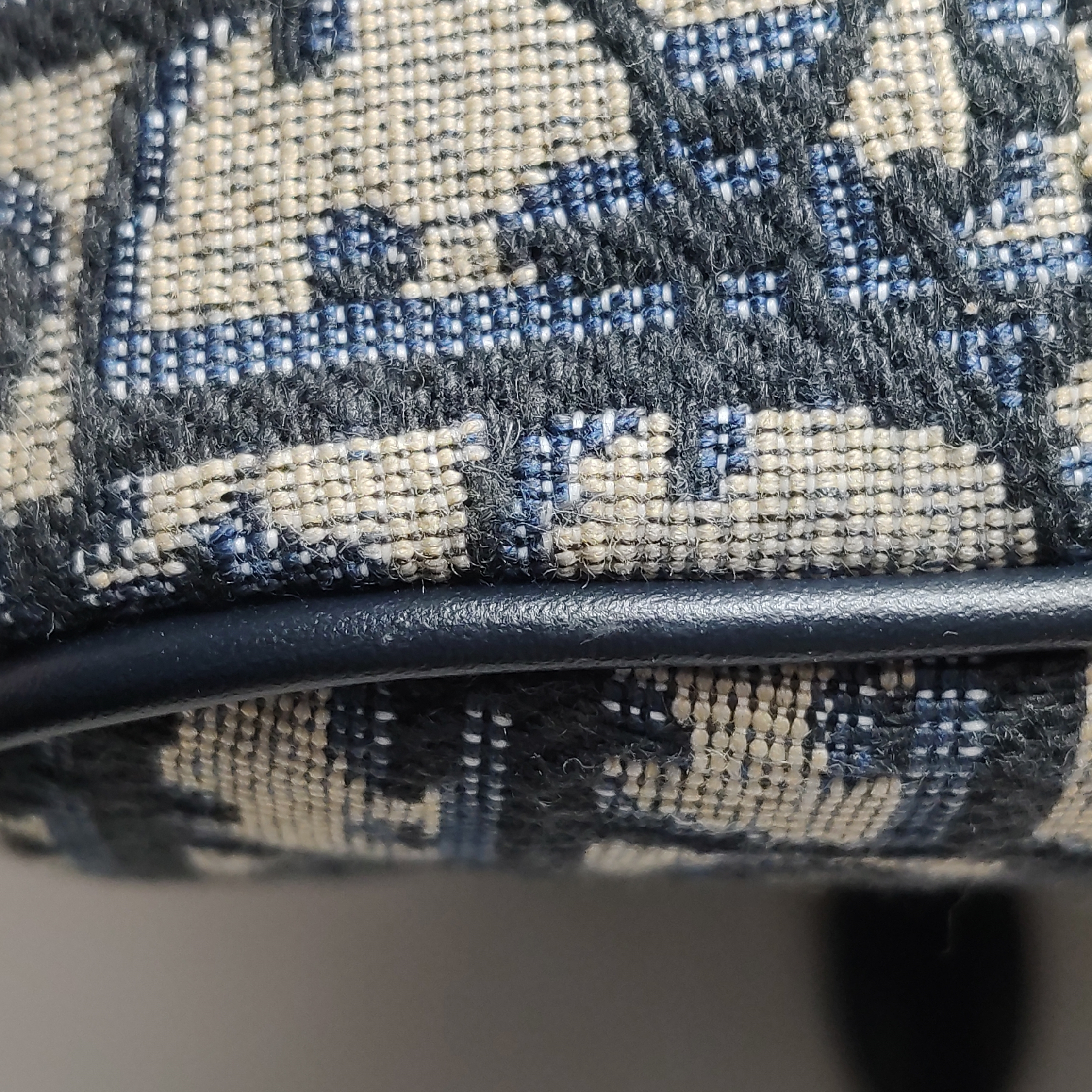 Christian Dior D-Vibe Bowling Bag Oblique Canvas — photo 14 of 16
