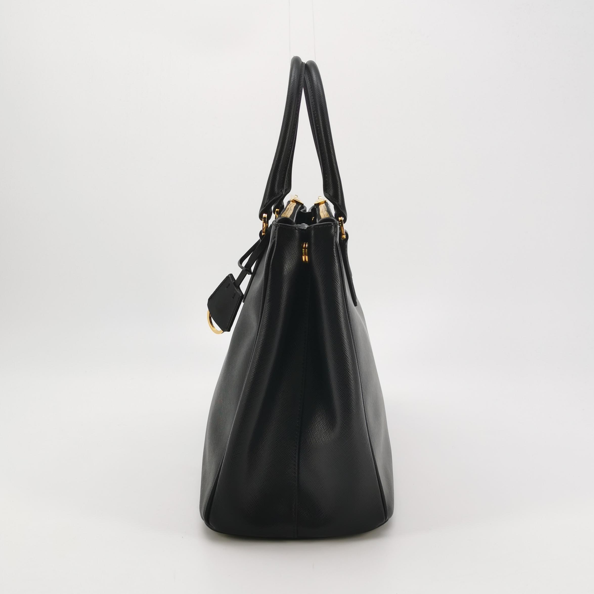 Prada Double Zip Lux Tote Saffiano Leather Large — photo 3 of 17