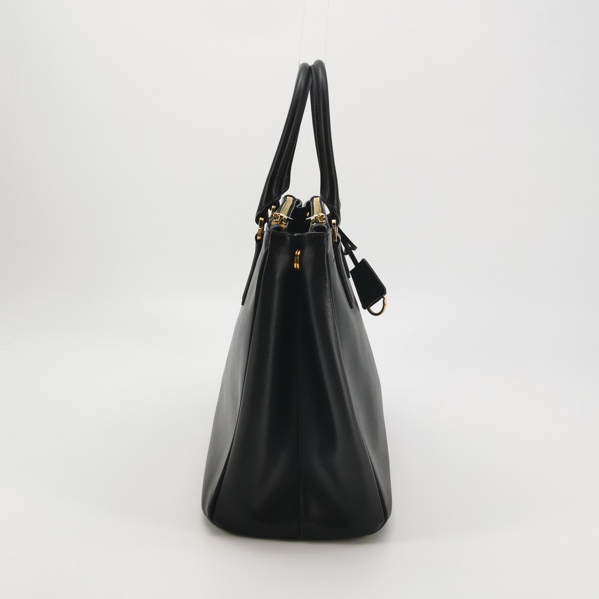 Prada Double Zip Lux Tote Saffiano Leather Large — photo 4 of 17