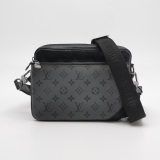 Louis Vuitton(LV) Trio Messenger Bag Reverse Monogram Eclipse Canvas — thumbnail 5
