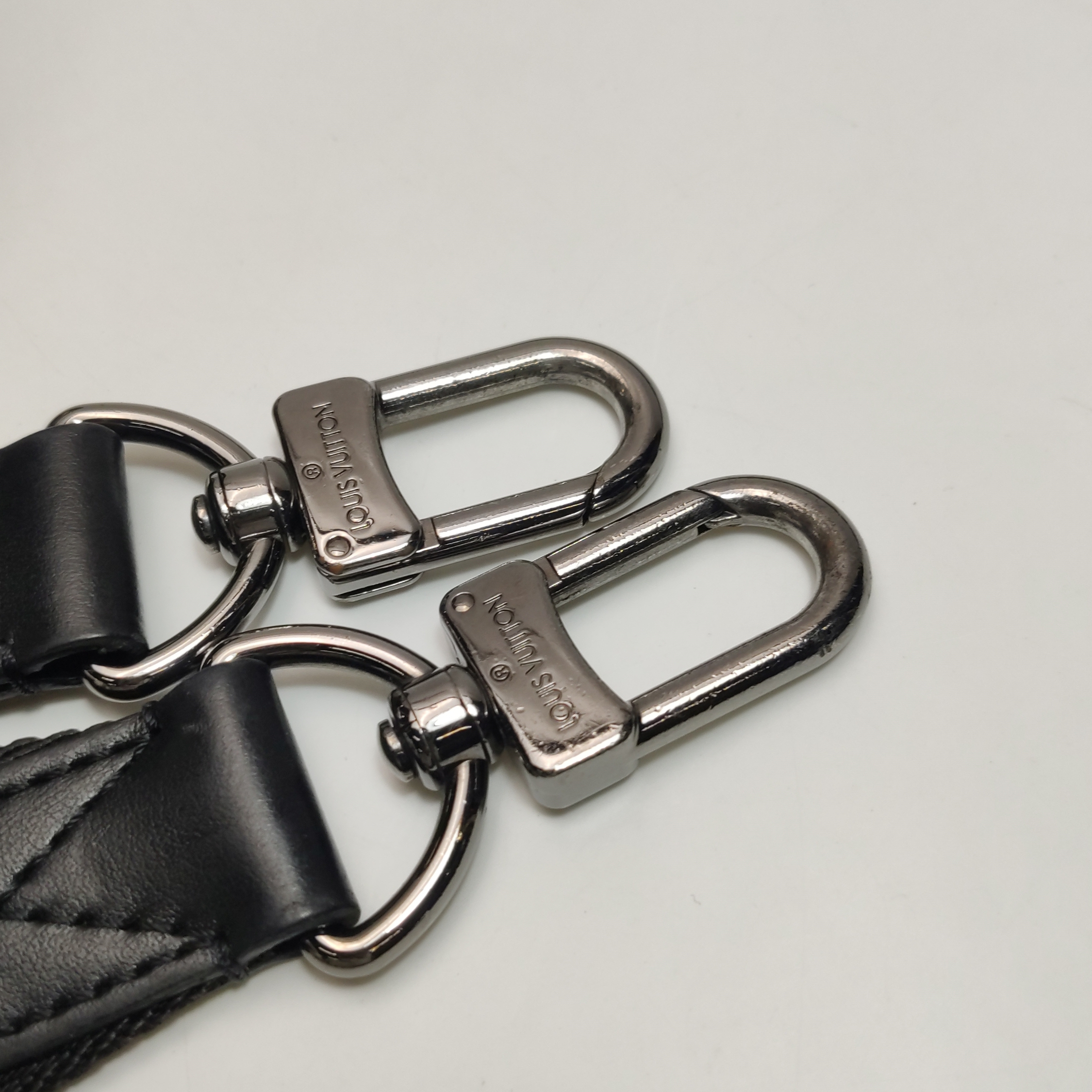 Louis Vuitton(LV) Trio Messenger Bag Reverse Monogram Eclipse Canvas — photo 15 of 15