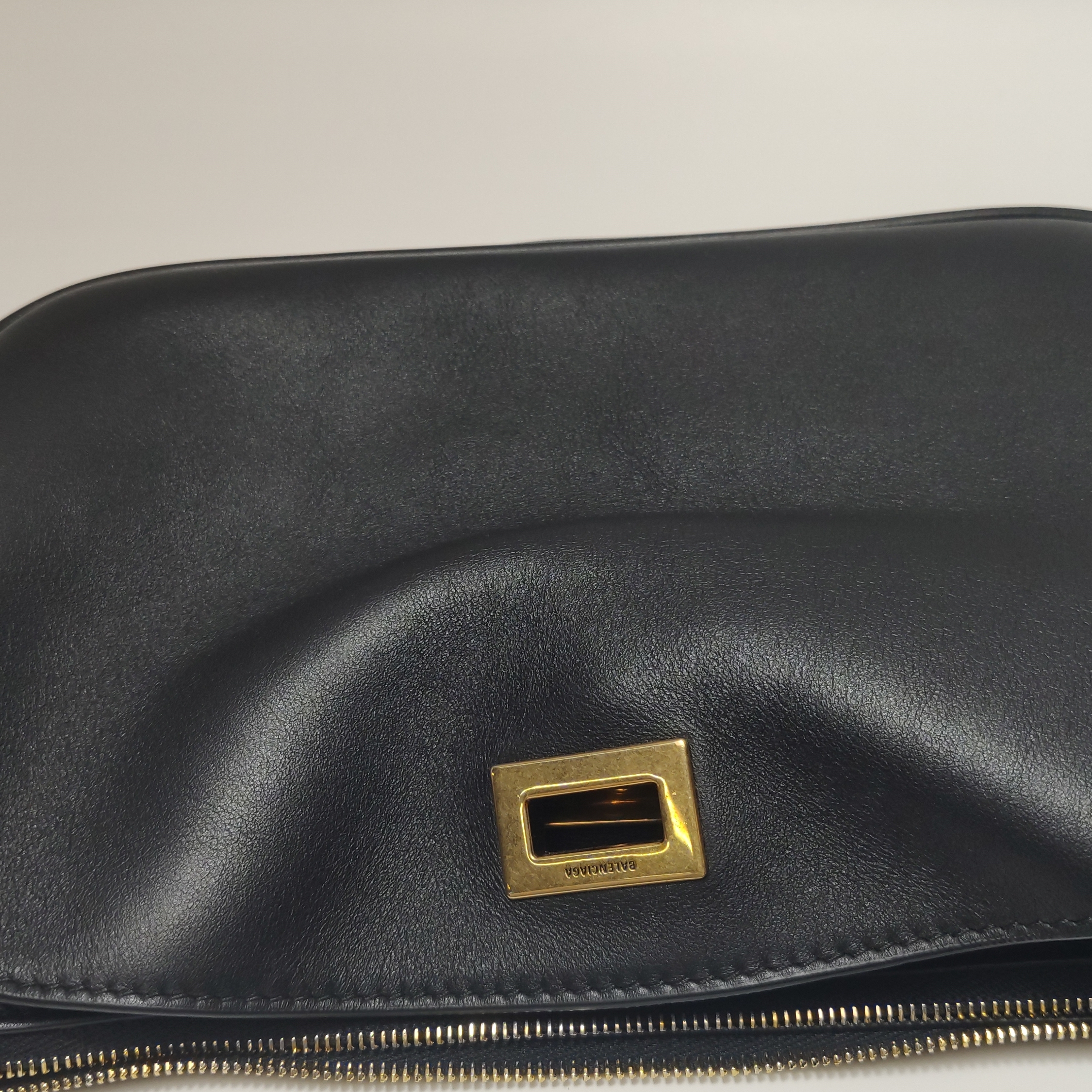 Balenciaga Rodeo Sling Pochette Shoulder Bag Leather — photo 10 of 14