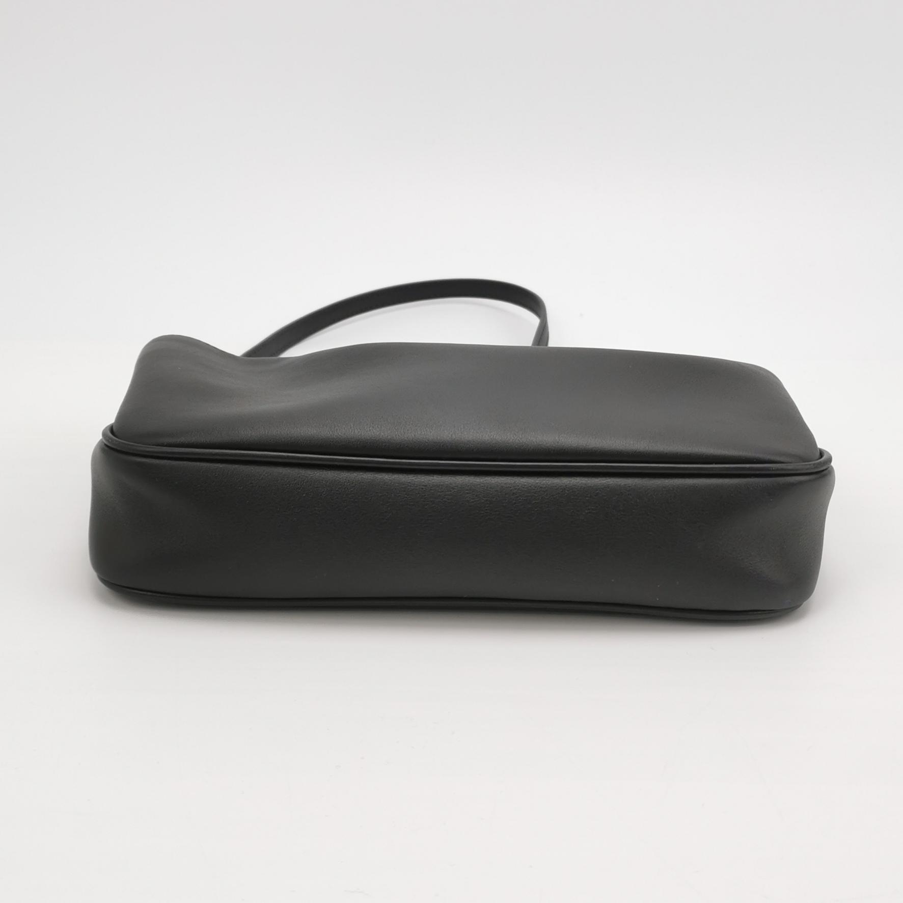 Balenciaga Rodeo Sling Pochette Shoulder Bag Leather — photo 6 of 15
