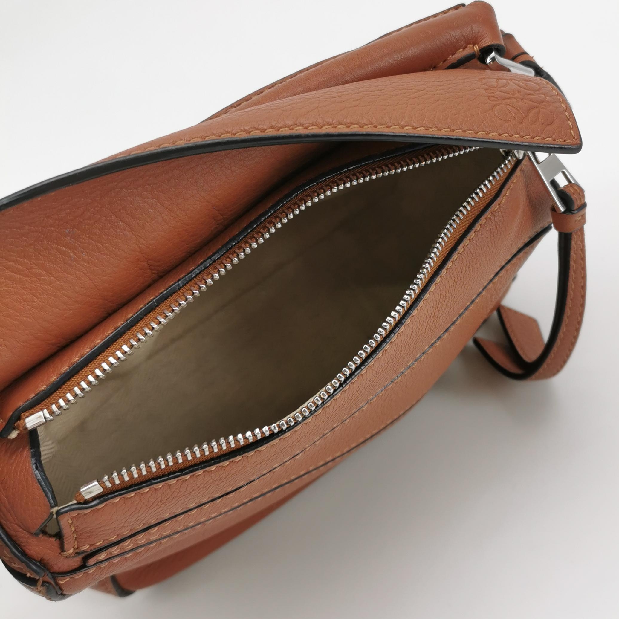 Loewe Puzzle Bag Leather Mini — photo 9 of 19
