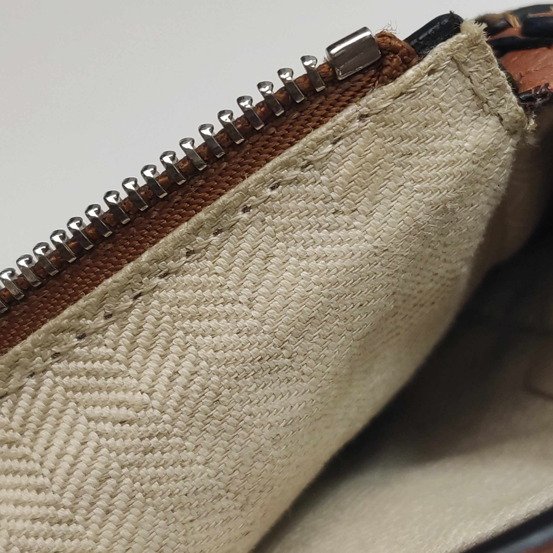 Loewe Puzzle Bag Leather Mini — photo 10 of 19