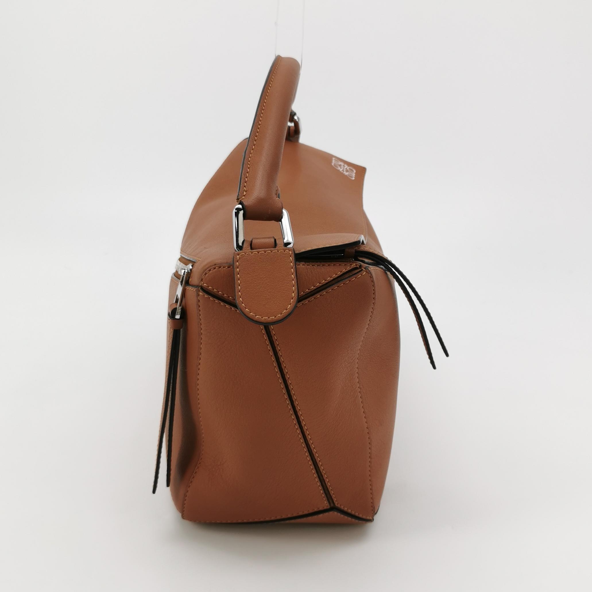 Loewe Puzzle Bag Leather Medium — photo 4 of 15