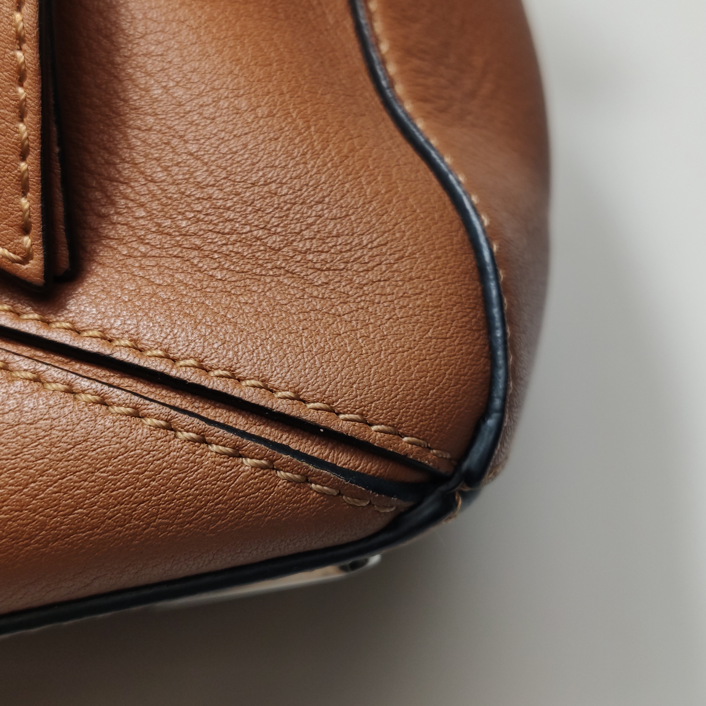 Loewe Puzzle Bag Leather Medium — photo 12 of 15