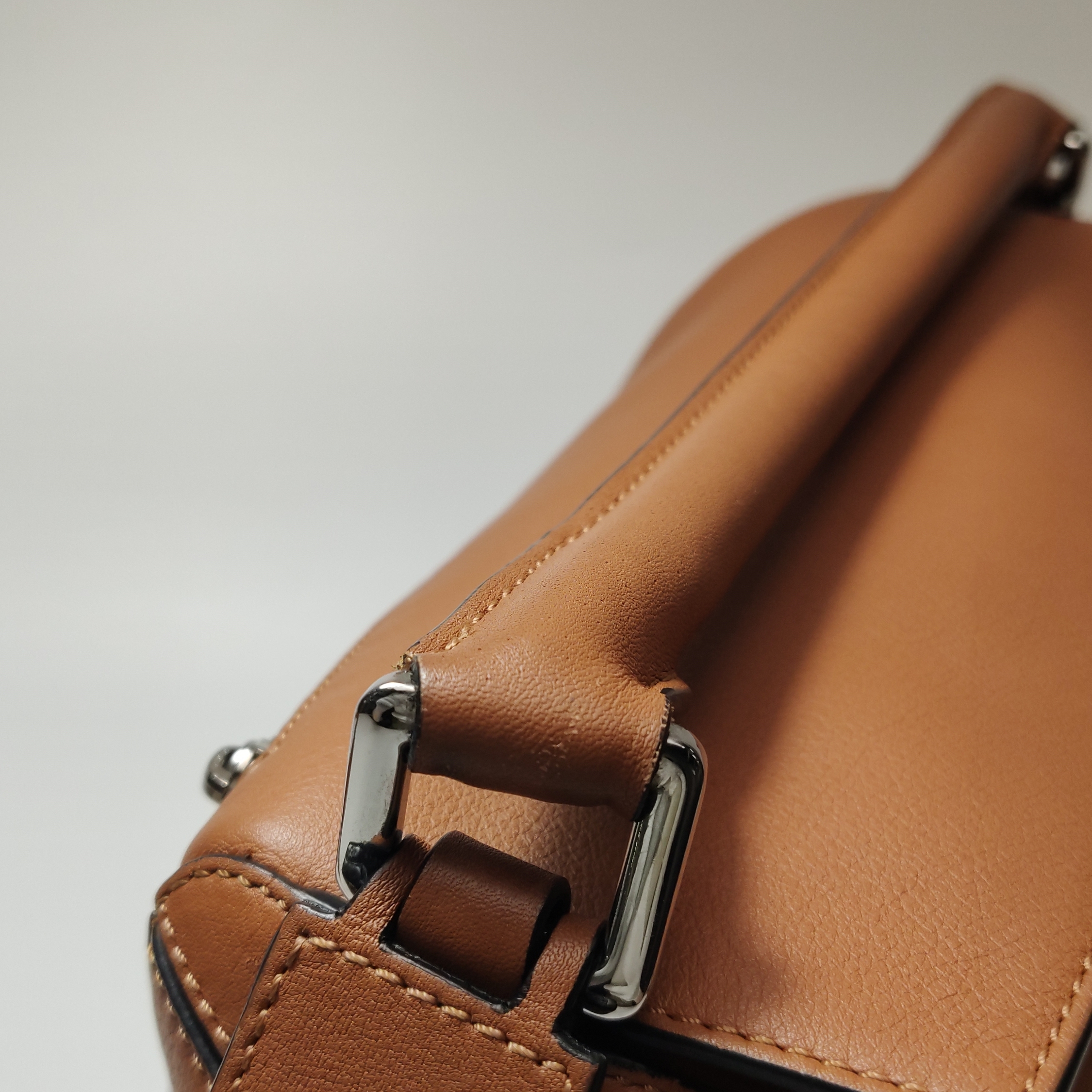 Loewe Puzzle Bag Leather Medium — photo 14 of 15