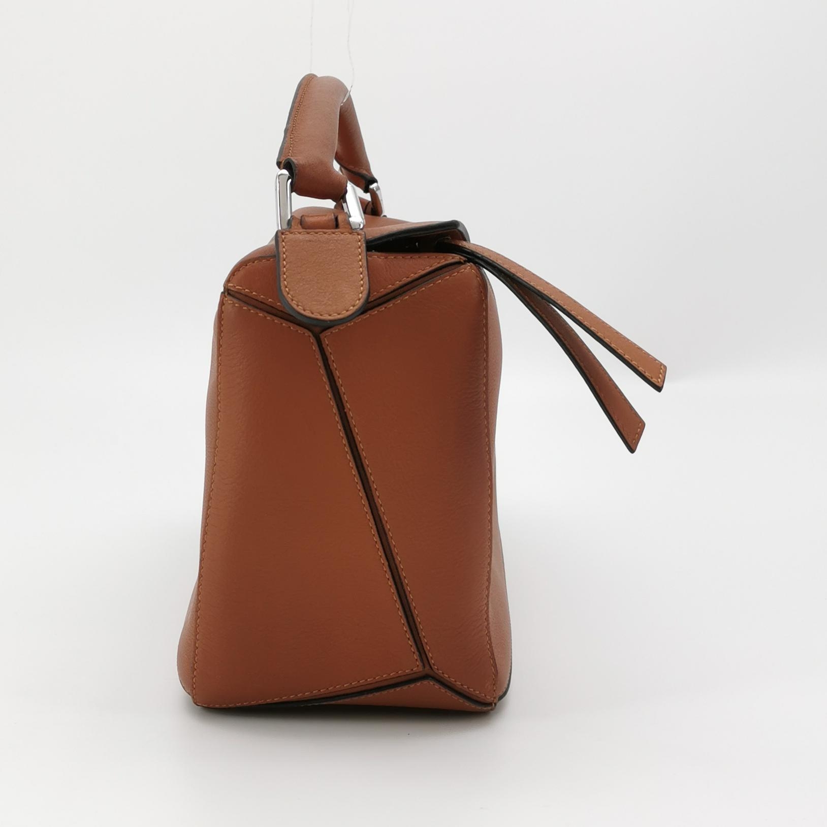 Loewe Puzzle Bag Leather Medium — photo 4 of 15