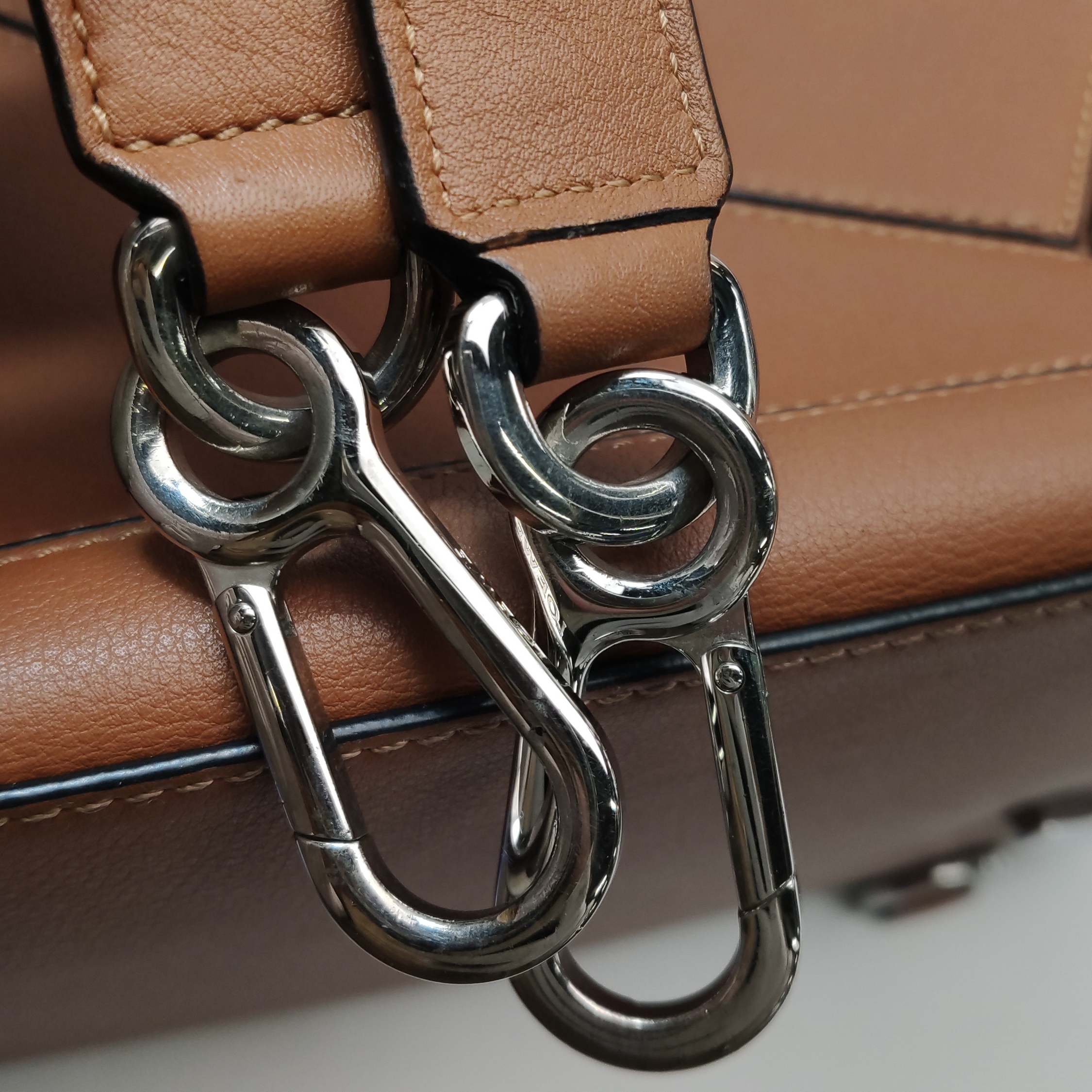 Loewe Puzzle Bag Leather Medium — photo 14 of 15