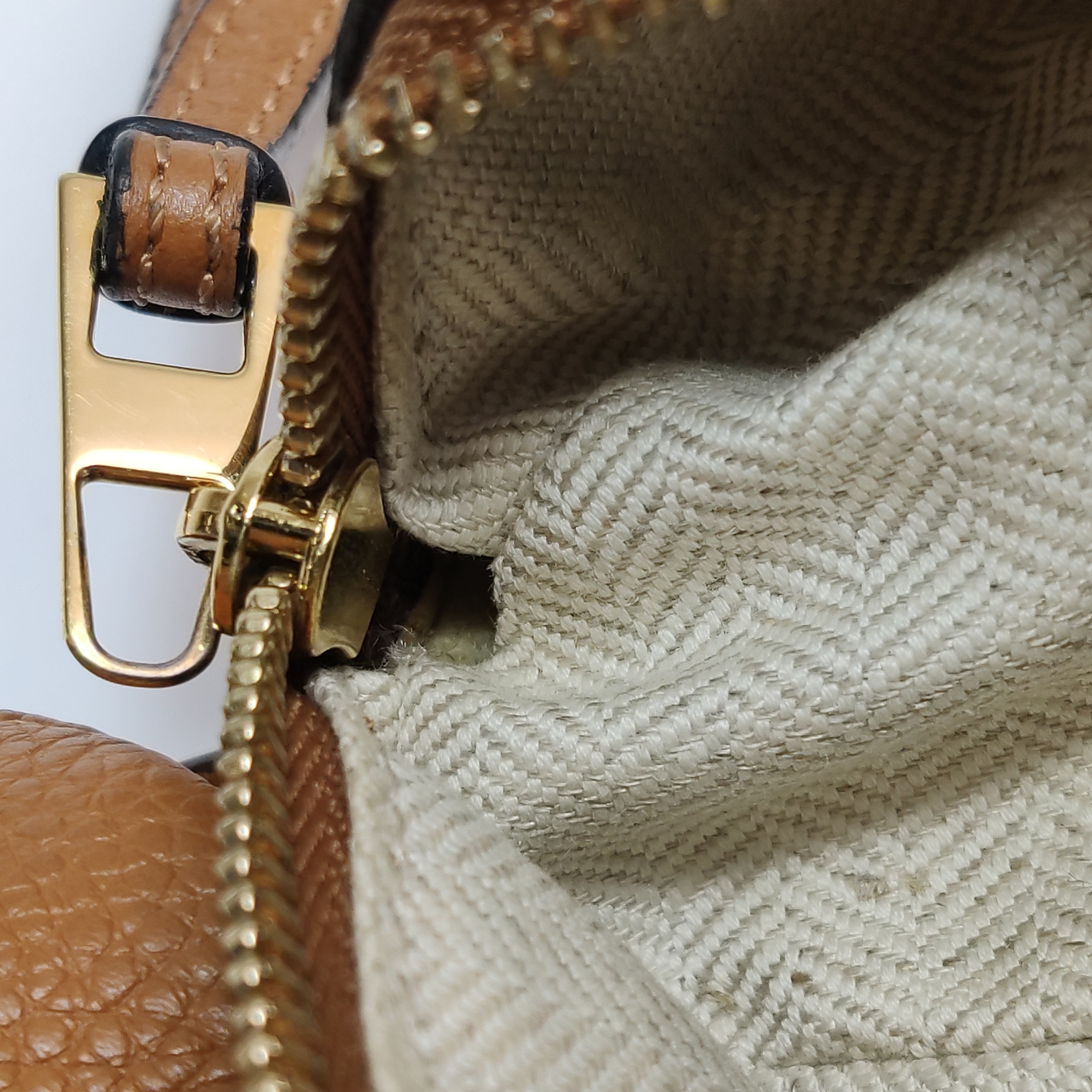 Loewe Puzzle Bag Leather Mini — photo 13 of 16