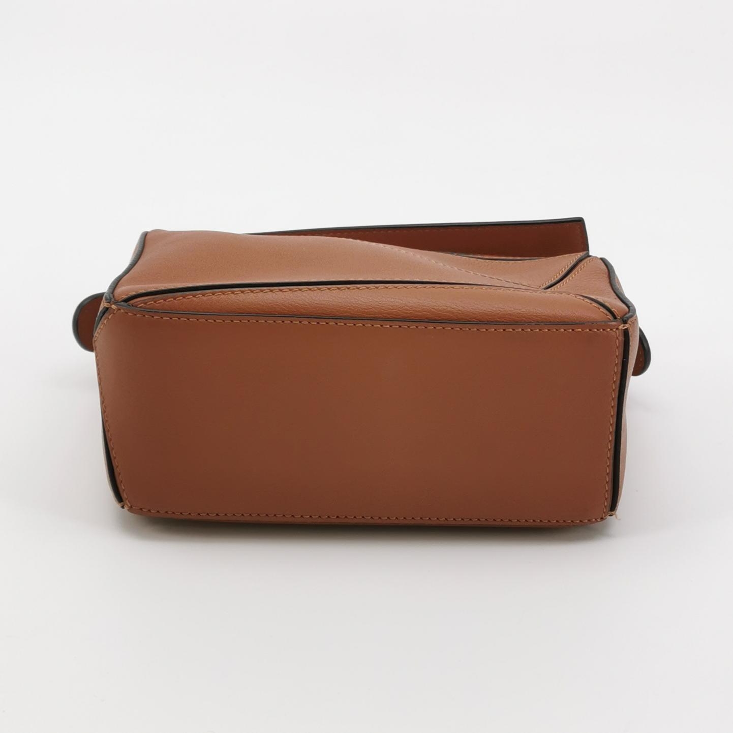 Loewe Puzzle Bag Leather Mini — photo 6 of 17
