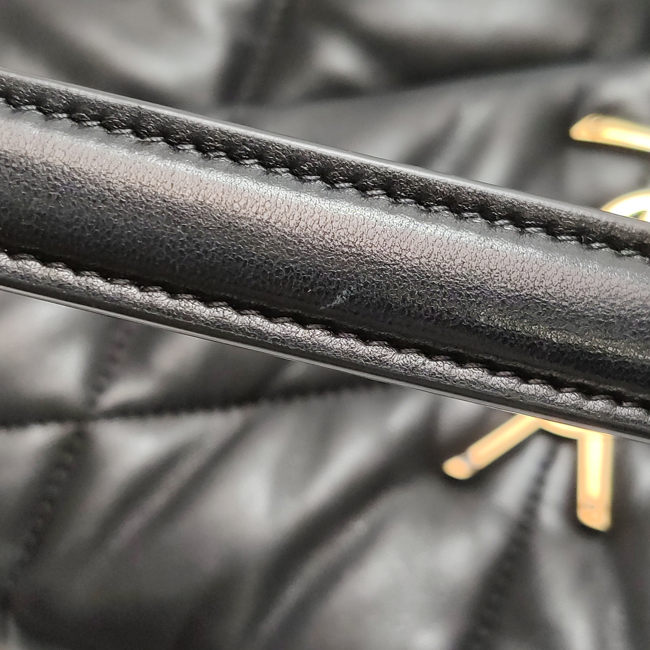 Saint Laurent(YSL) Loulou Puffer Shoulder Bag Quilted Leather Medium — photo 18 of 18