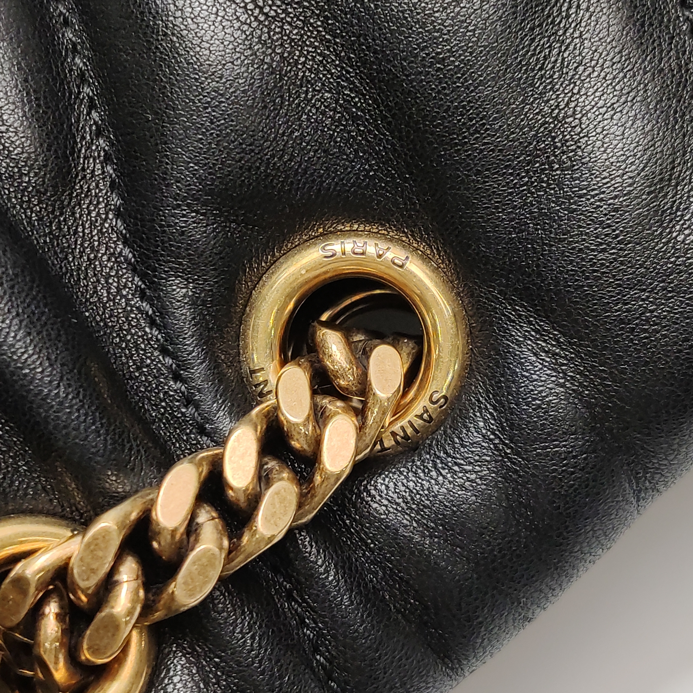 Saint Laurent(YSL) Loulou Puffer Shoulder Bag Quilted Leather Medium — photo 17 of 18