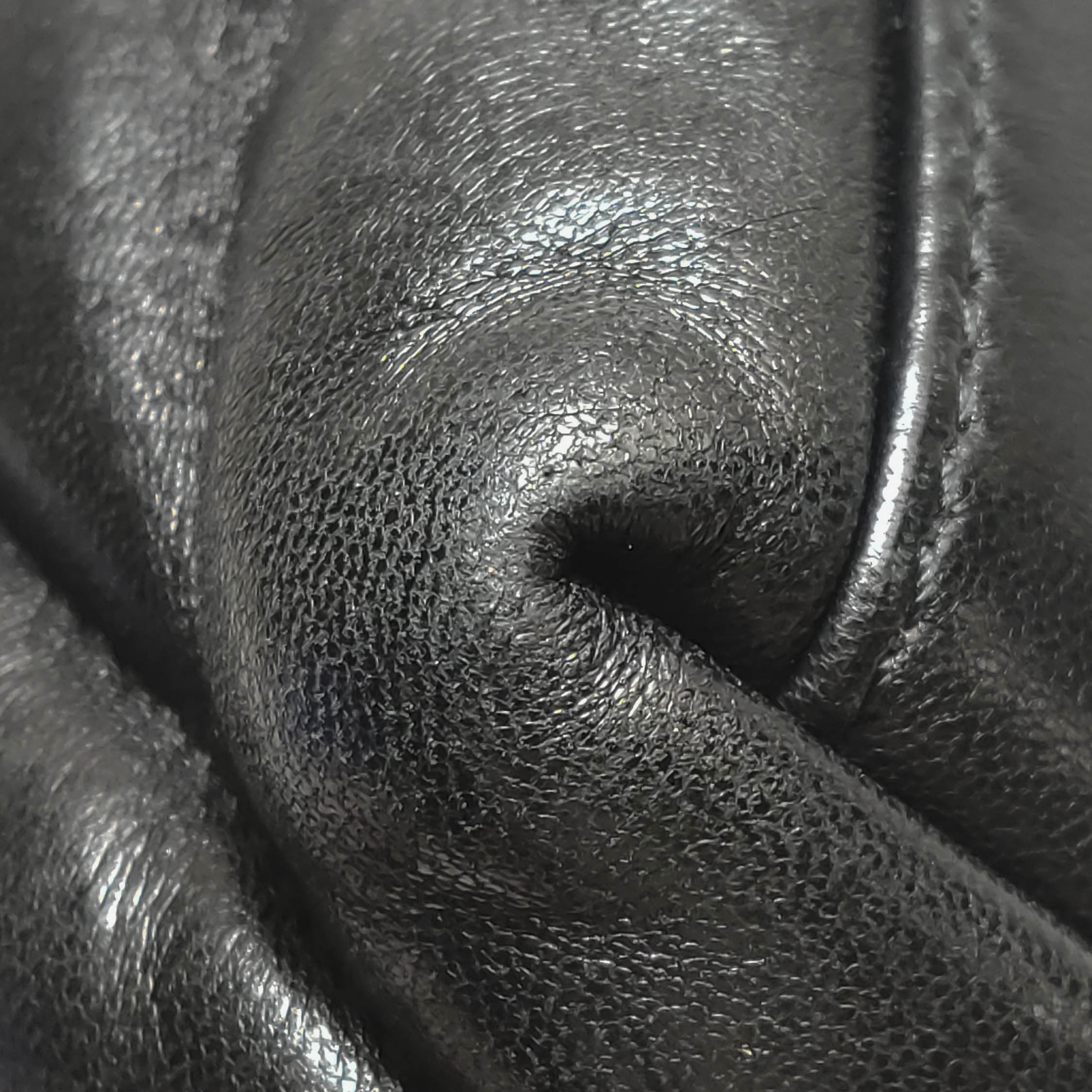 Saint Laurent(YSL) Loulou Puffer Shoulder Bag Quilted Leather Small — photo 8 of 20