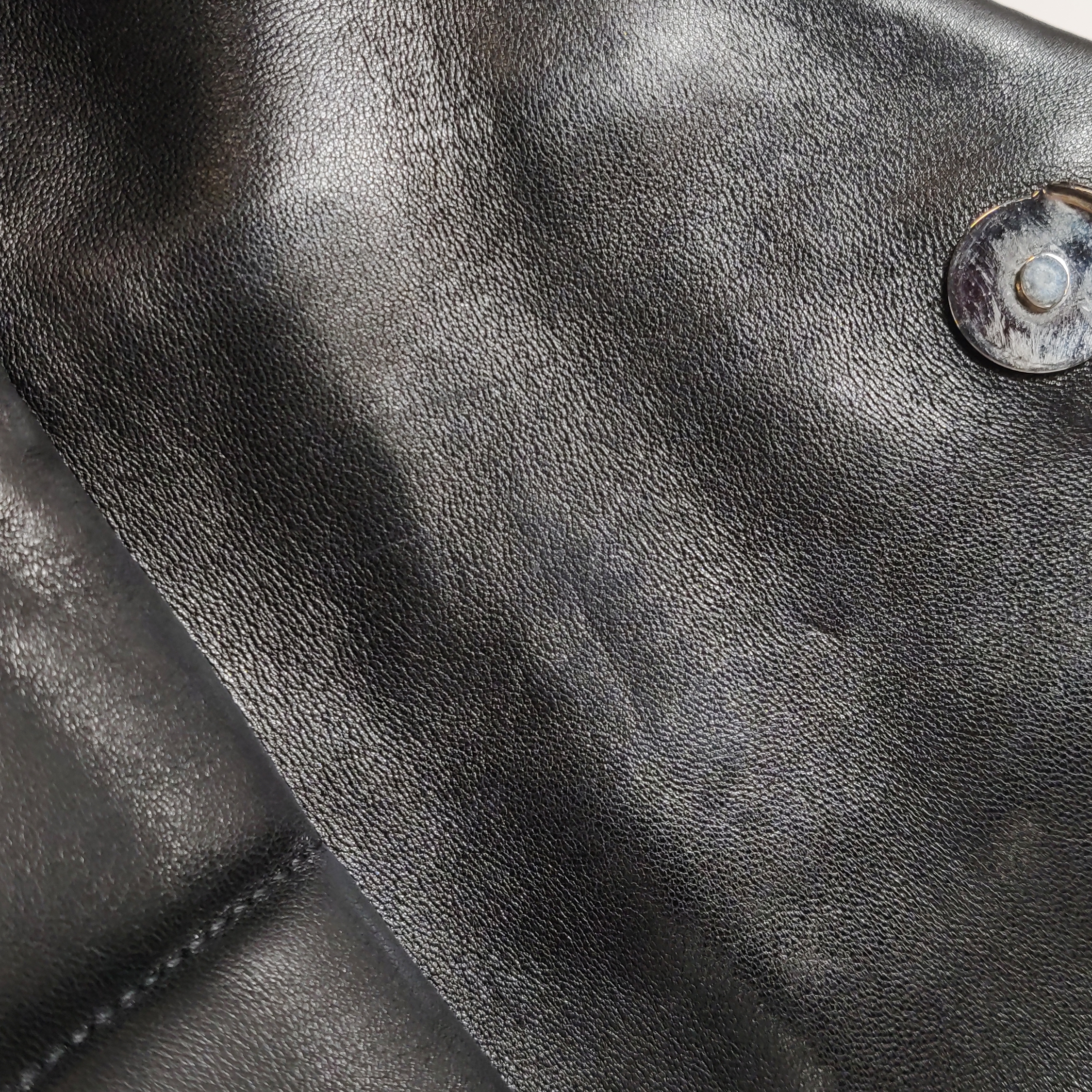 Saint Laurent(YSL) Loulou Puffer Shoulder Bag Quilted Leather Small — photo 19 of 20