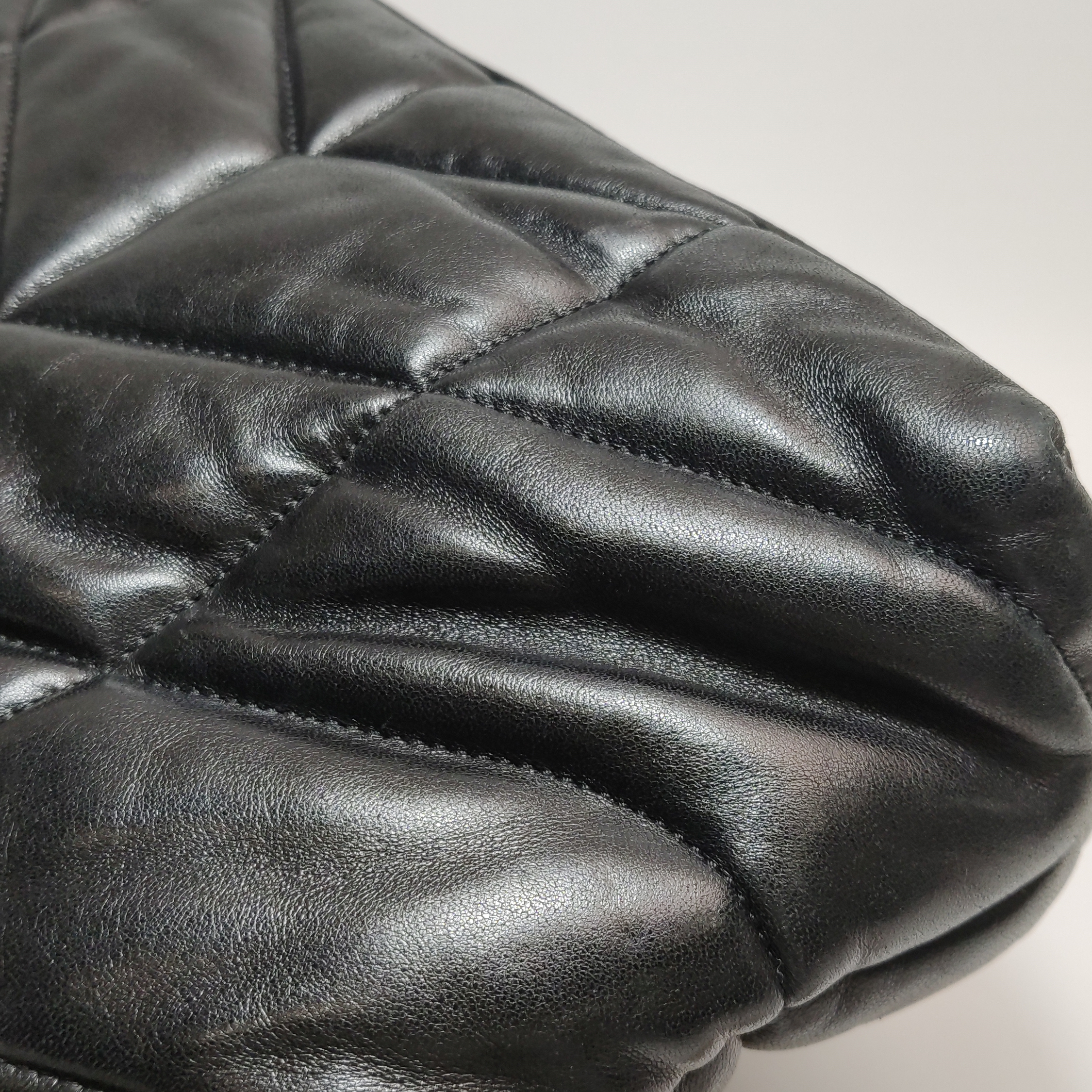 Saint Laurent(YSL) Loulou Puffer Shoulder Bag Quilted Leather Small — photo 17 of 20