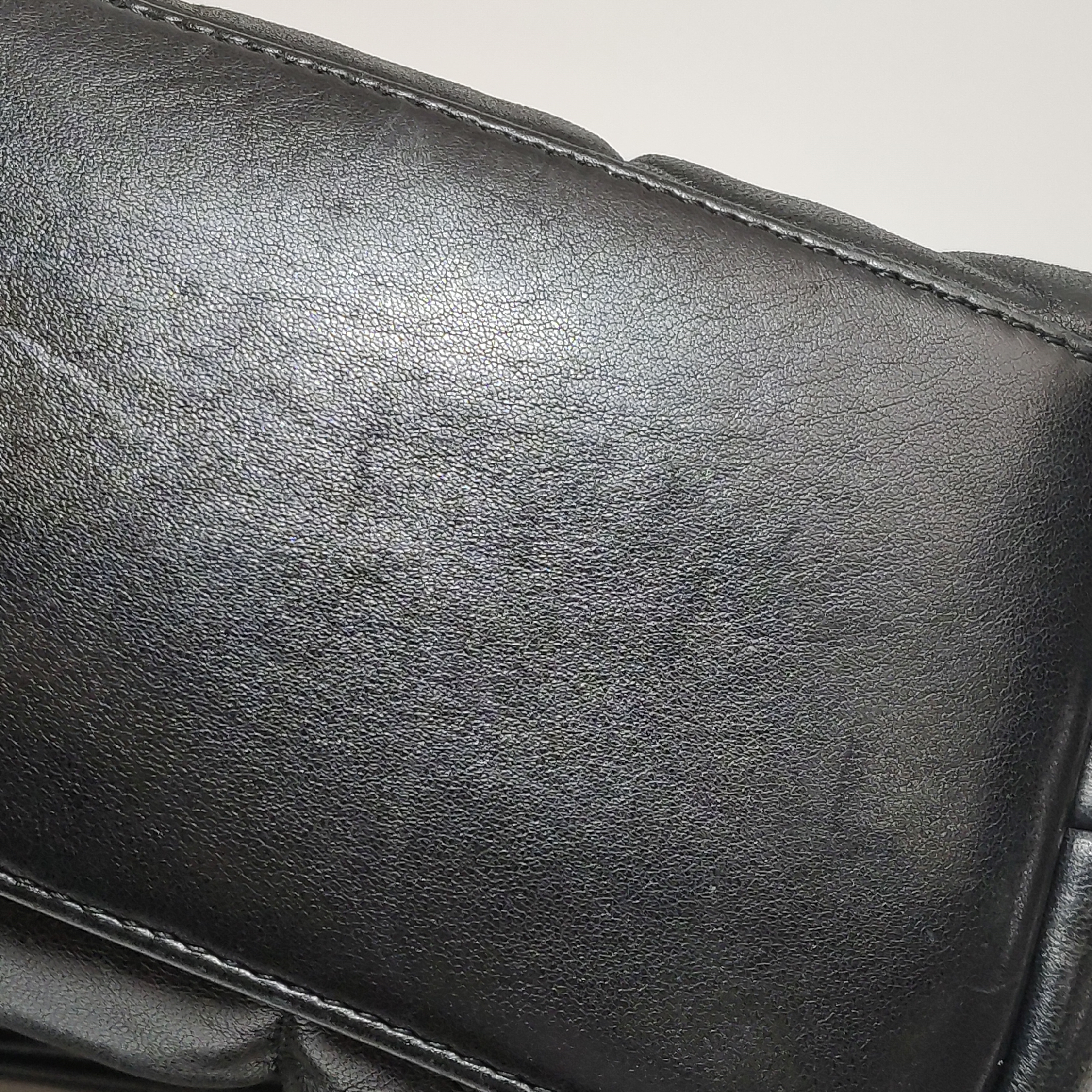 Saint Laurent(YSL) Loulou Puffer Shoulder Bag Quilted Leather Small — photo 18 of 20