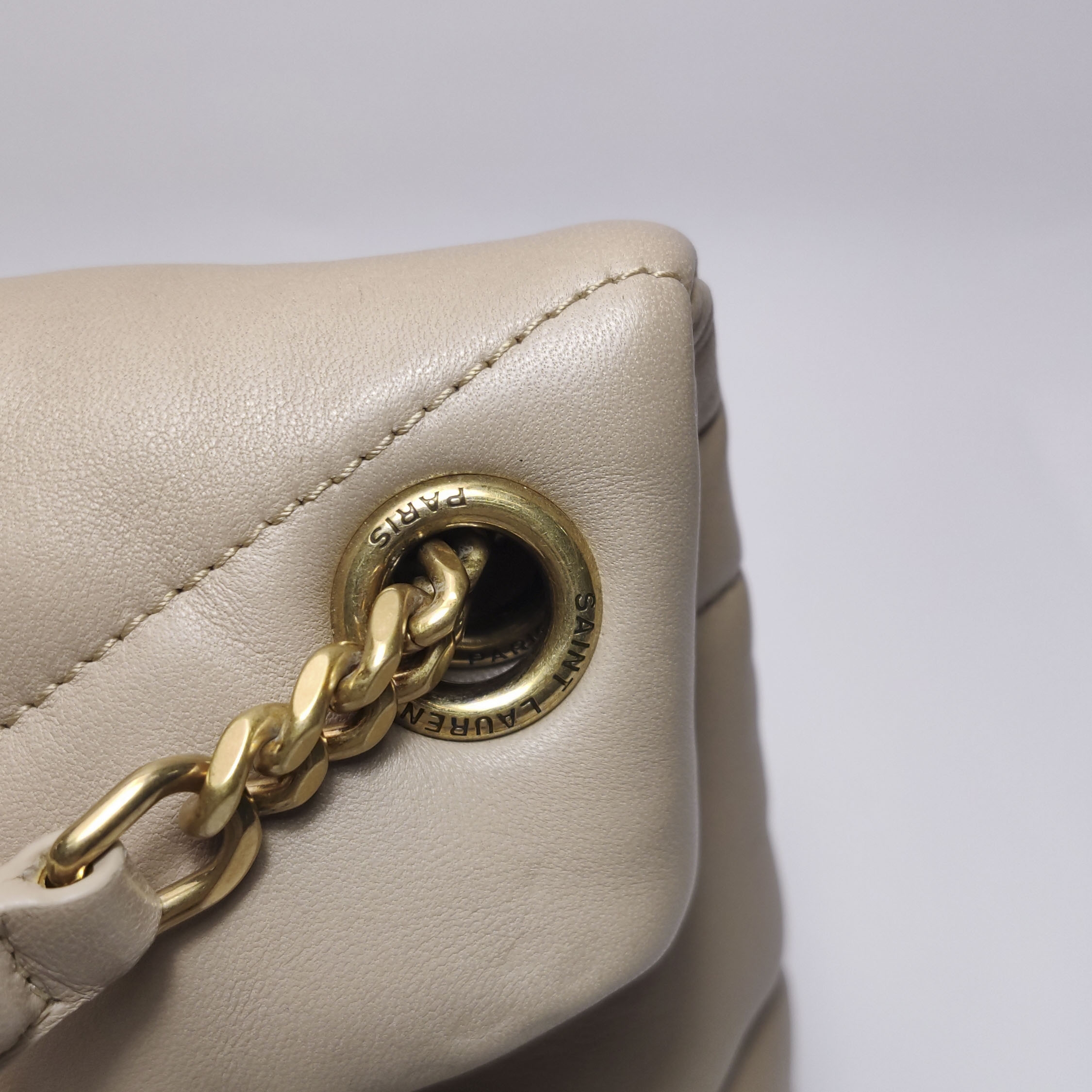 Saint Laurent(YSL) Loulou Puffer Shoulder Bag Quilted Leather Small — photo 13 of 15