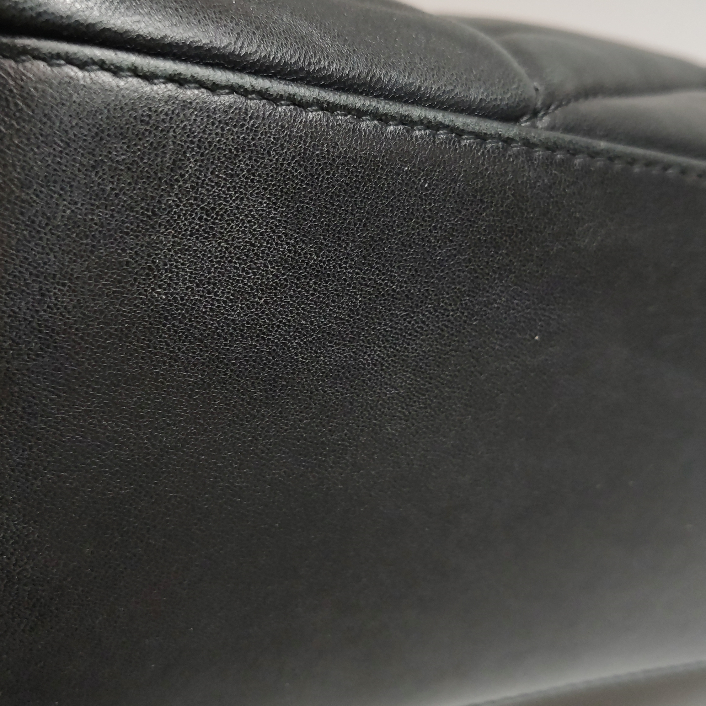 Saint Laurent(YSL) Loulou Puffer Shoulder Bag Quilted Leather Small — photo 16 of 18