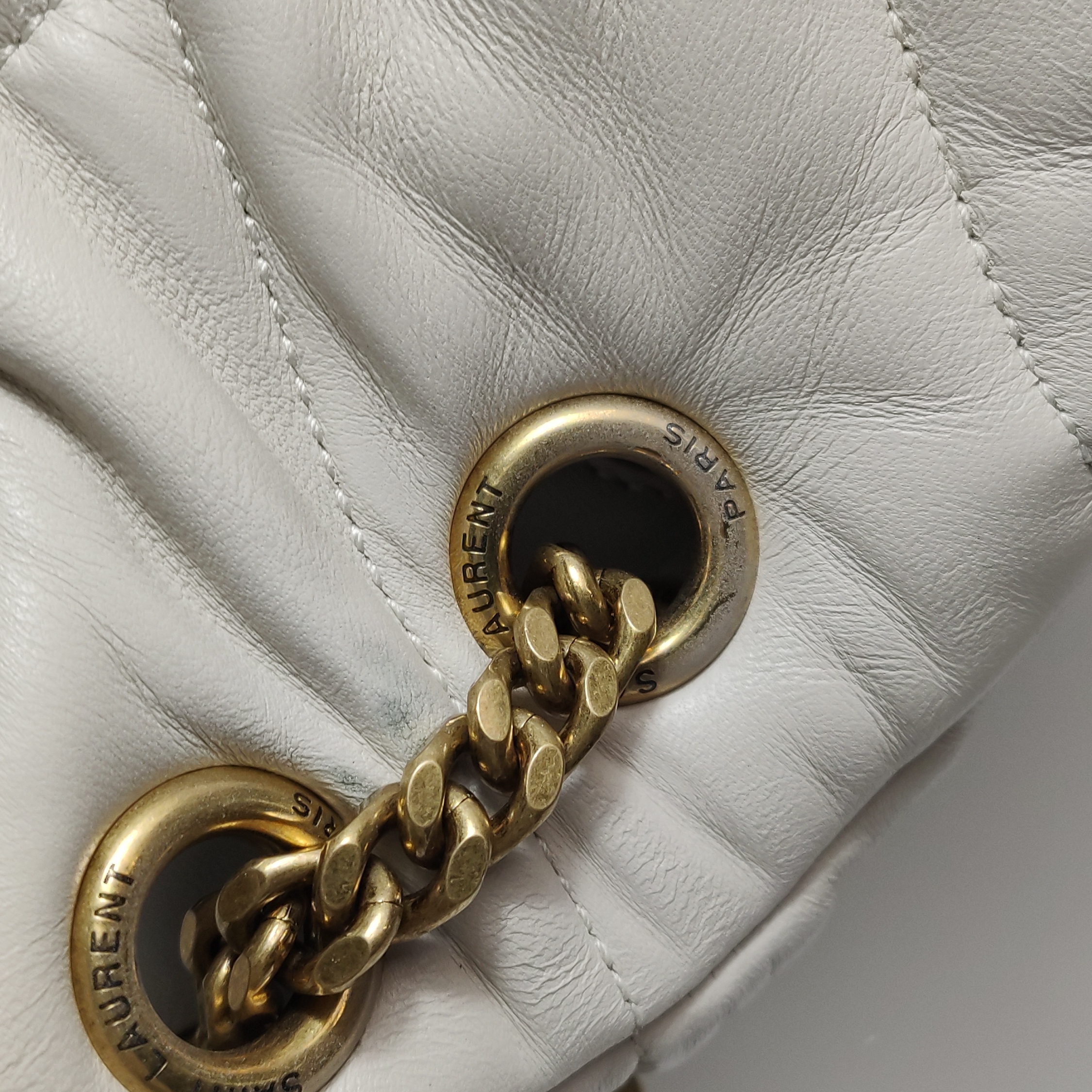 Saint Laurent(YSL) Loulou Puffer Shoulder Bag Quilted Leather Small — photo 8 of 16