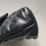 Saint Laurent(YSL) Loulou Puffer Shoulder Bag Quilted Leather Small — thumbnail 13