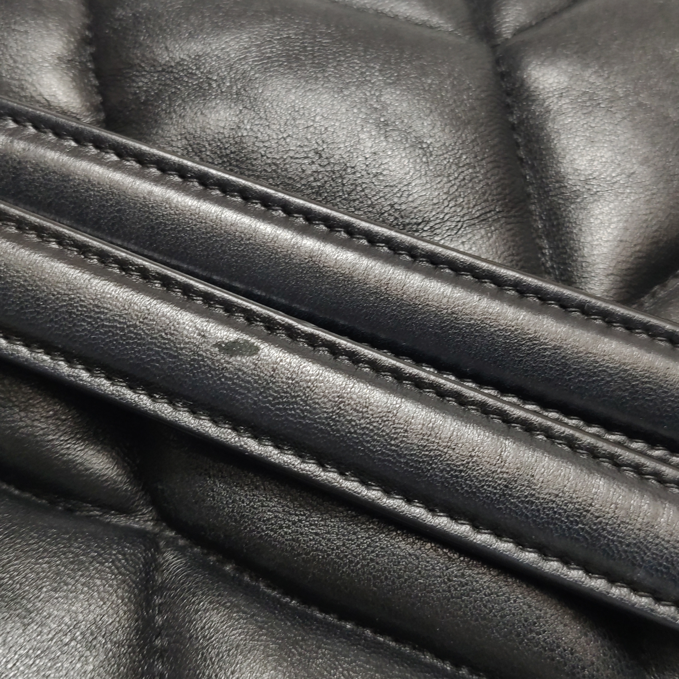 Saint Laurent(YSL) Loulou Puffer Shoulder Bag Quilted Leather Small — photo 12 of 15