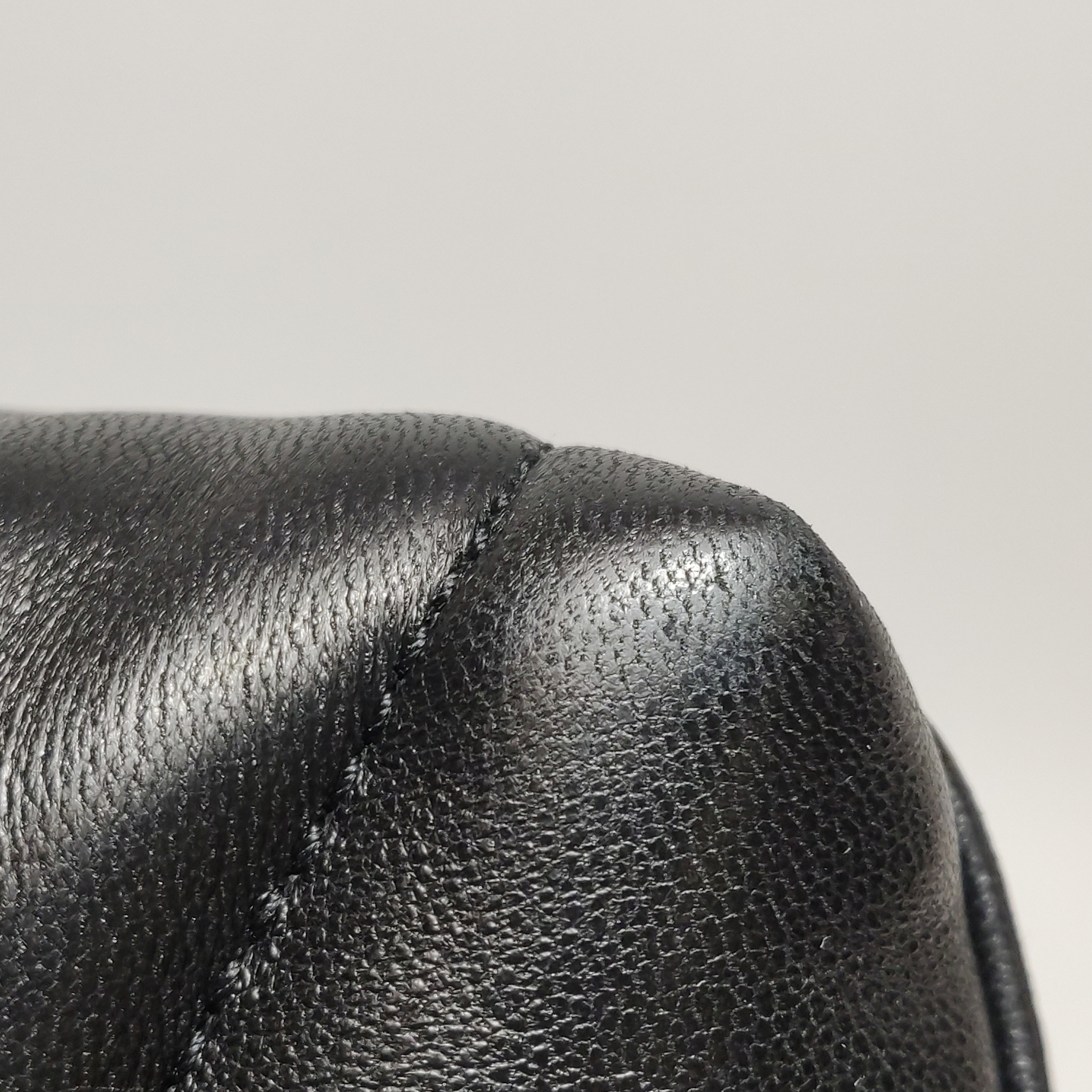 Saint Laurent(YSL) Loulou Puffer Shoulder Bag Quilted Leather Mini — photo 12 of 16