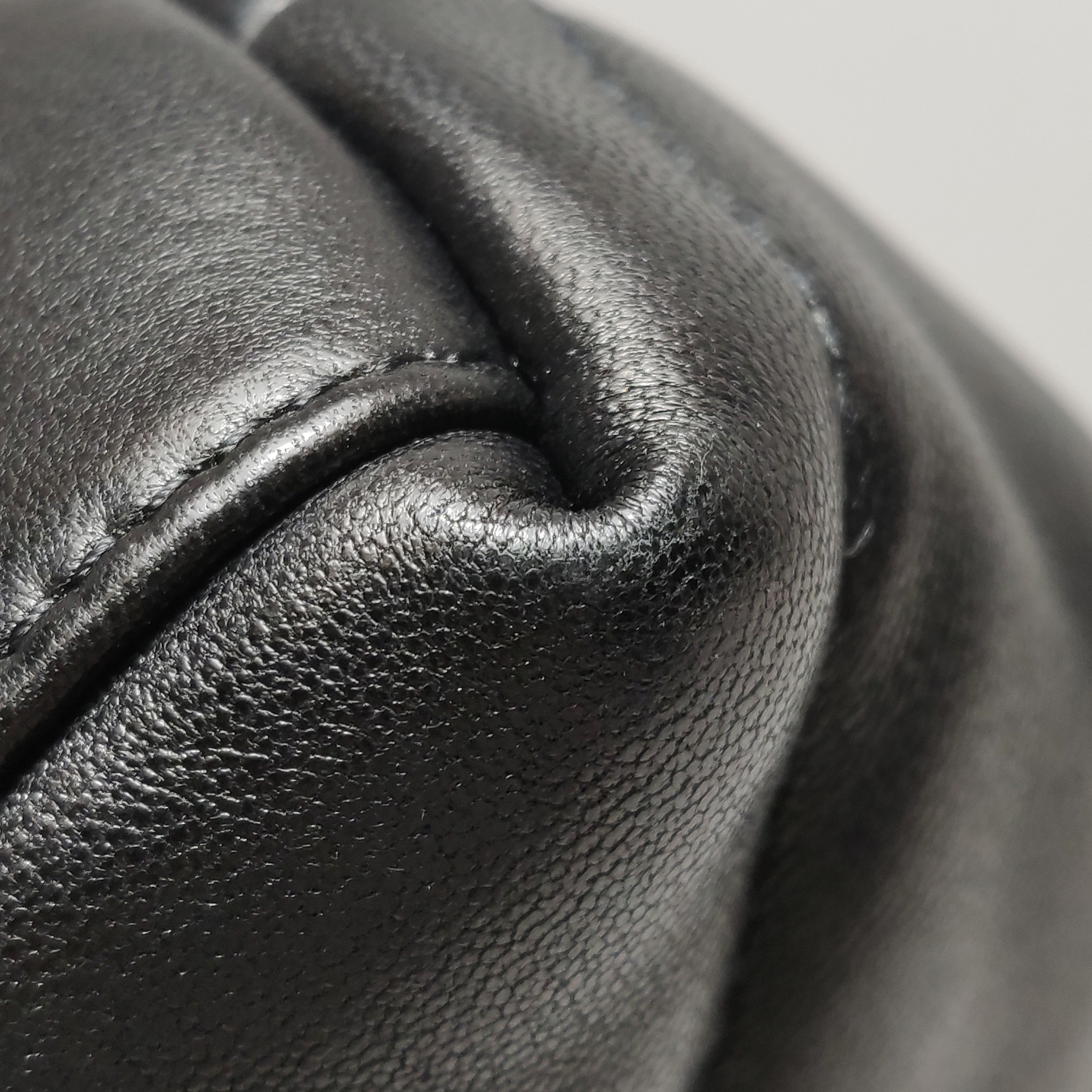 Saint Laurent(YSL) Loulou Puffer Shoulder Bag Quilted Leather Mini — photo 11 of 16