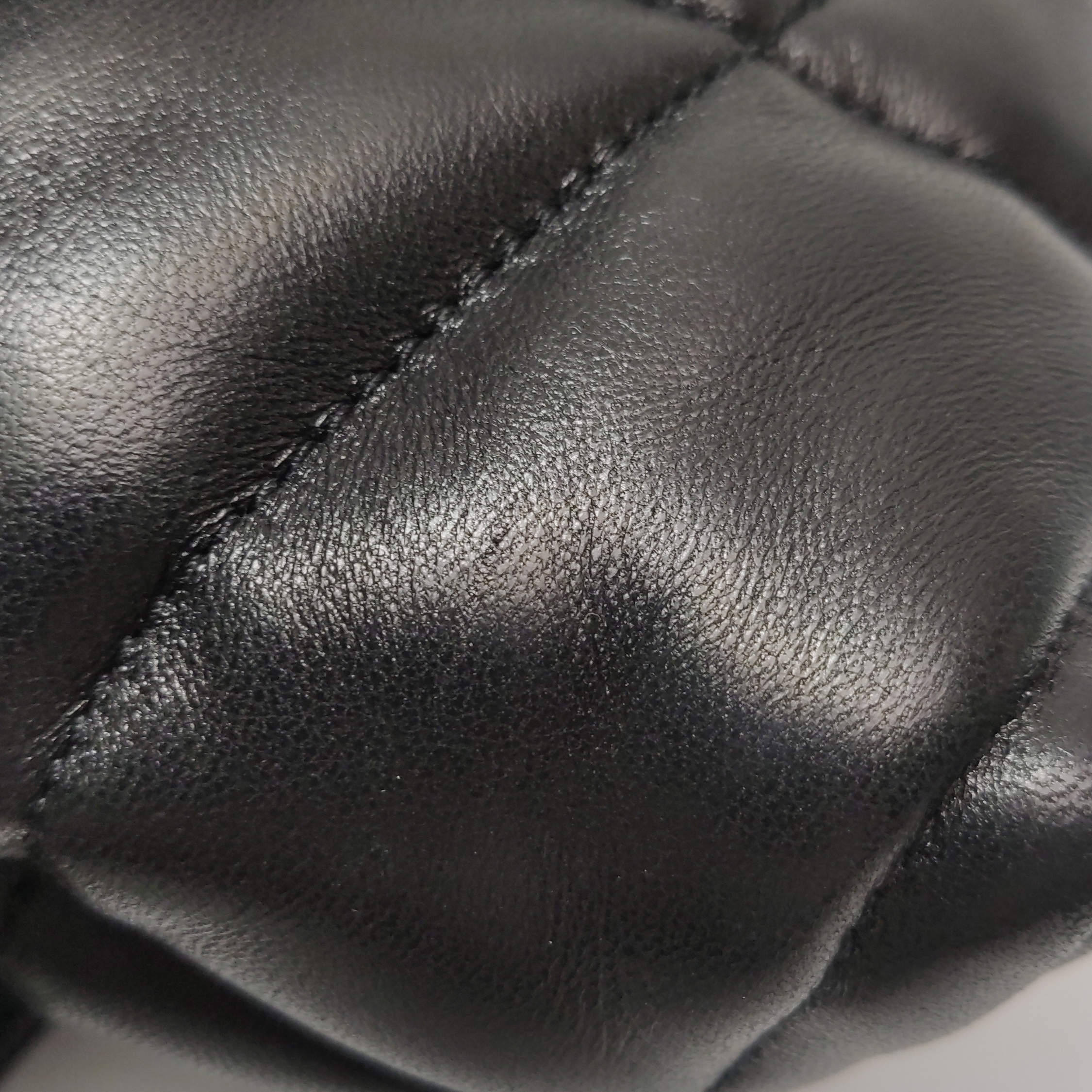 Saint Laurent(YSL) Loulou Puffer Shoulder Bag Quilted Leather Mini — photo 15 of 16