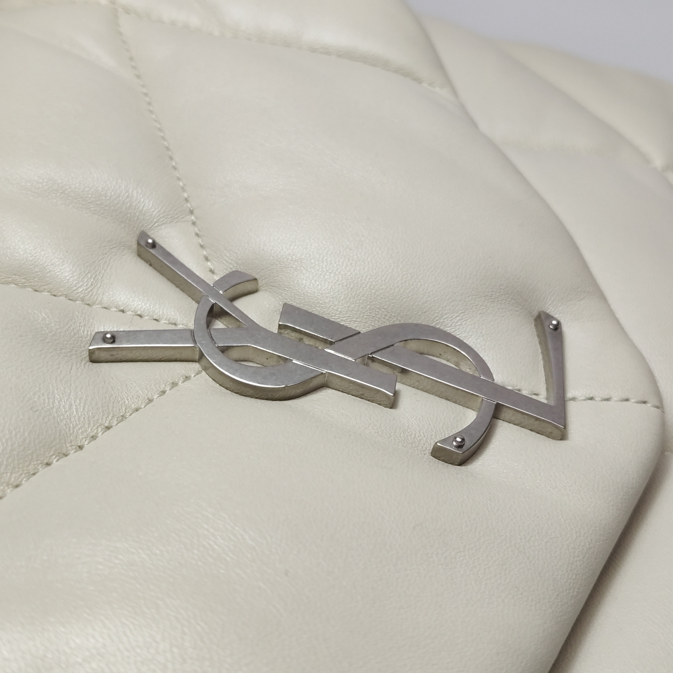 Saint Laurent(YSL) Loulou Puffer Shoulder Bag Quilted Leather Medium — photo 9 of 15