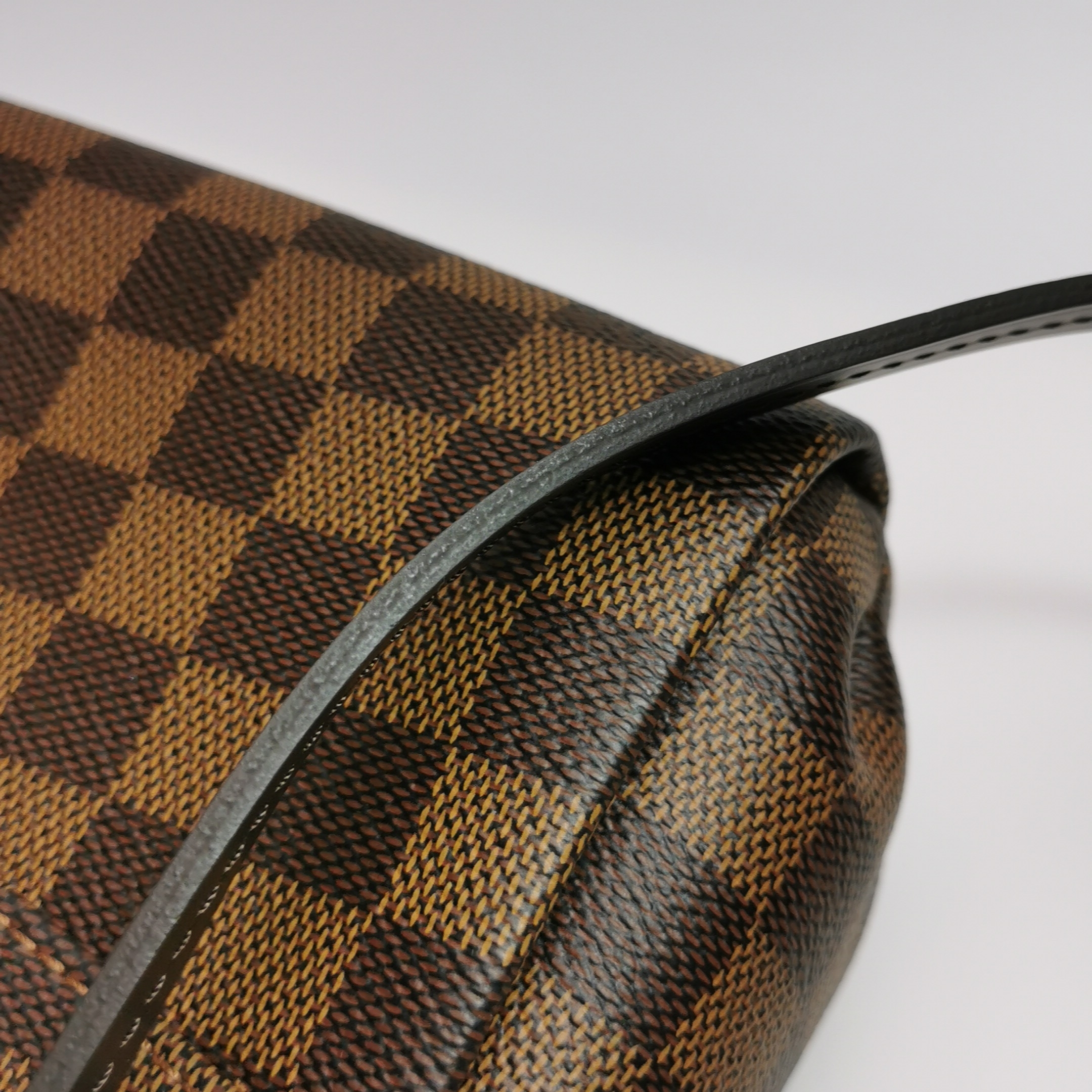 Louis Vuitton(LV) Croisette Handbag Damier — photo 13 of 17