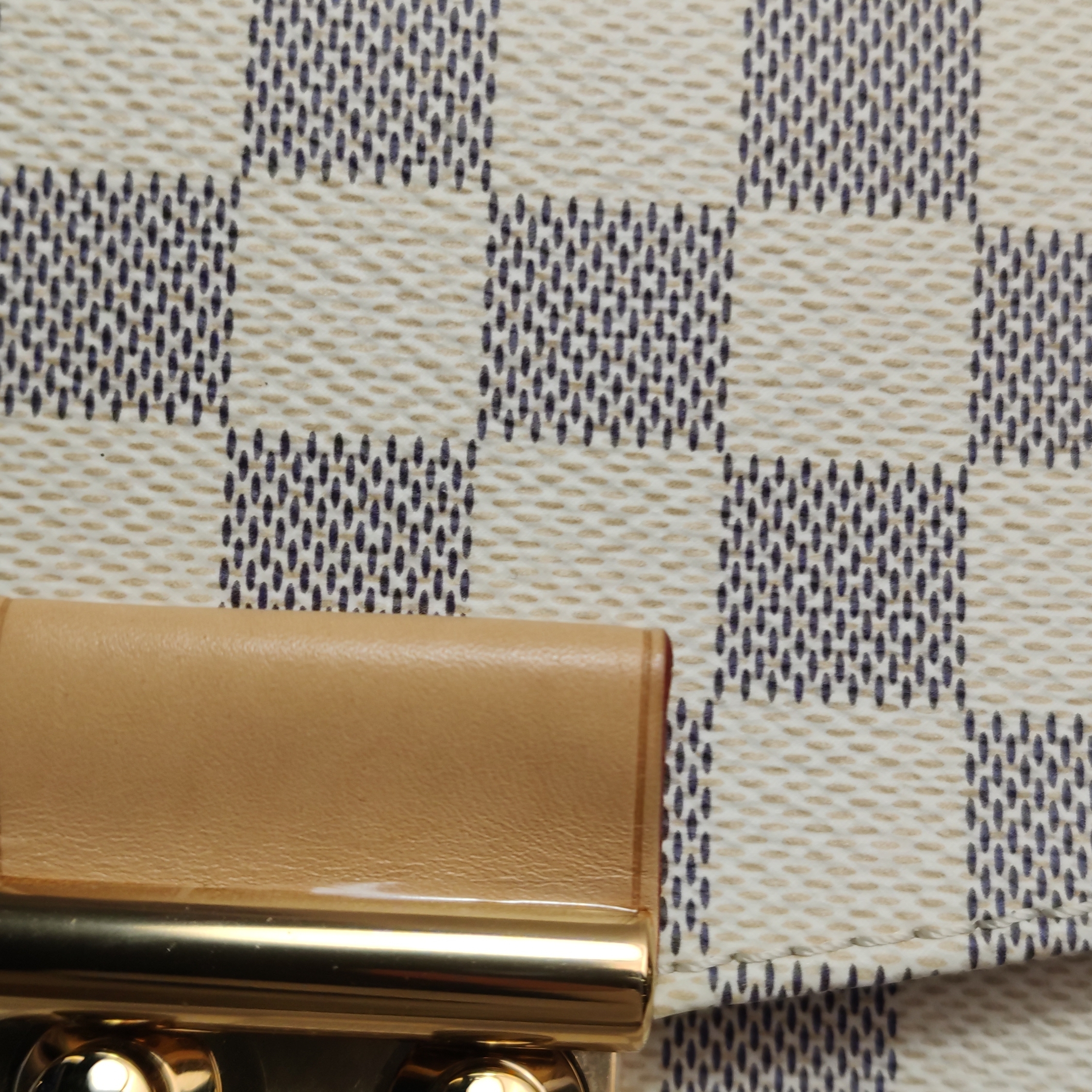 Louis Vuitton(LV) Croisette Handbag Damier — photo 17 of 18