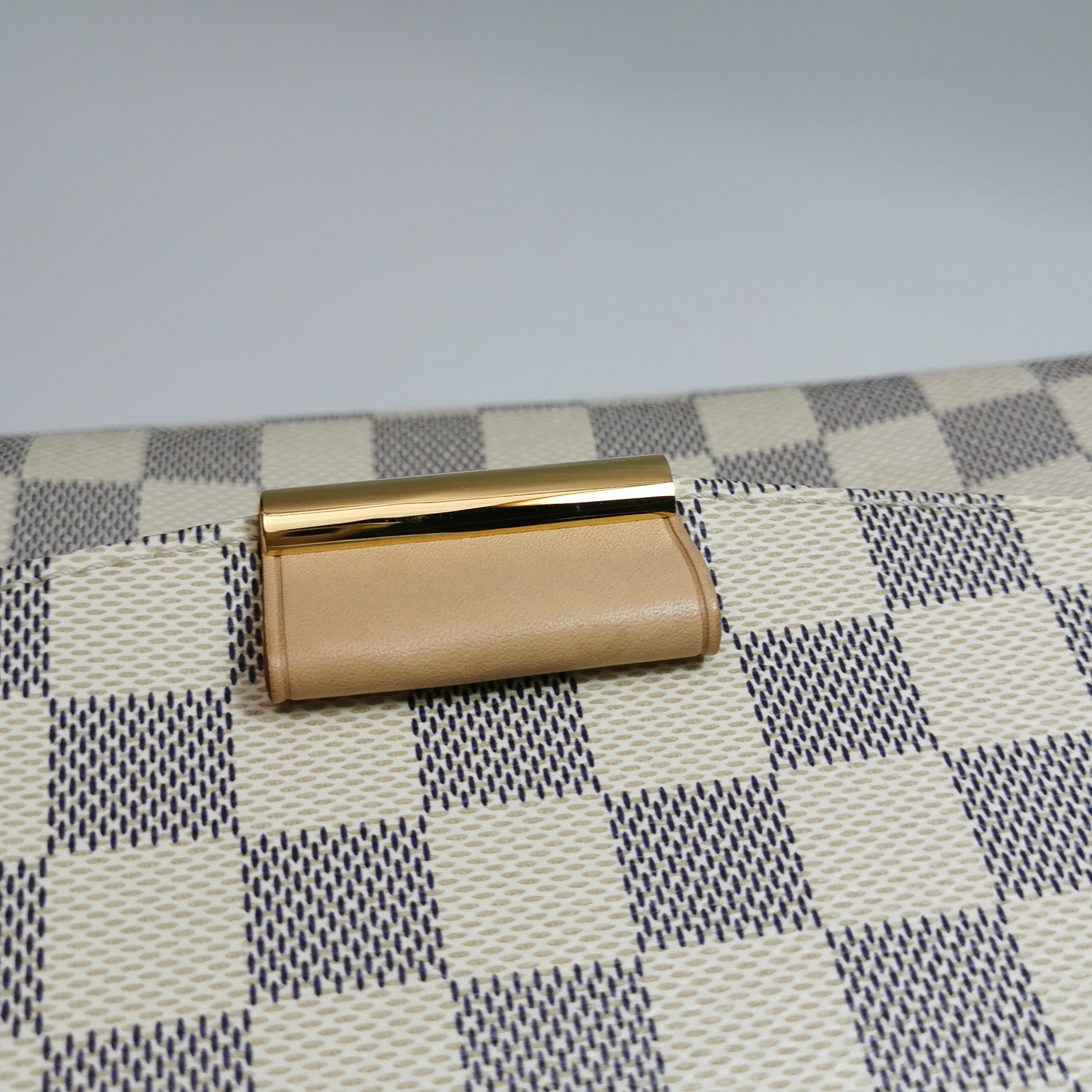 Louis Vuitton(LV) Croisette Handbag Damier — photo 10 of 15