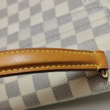 Louis Vuitton(LV) Croisette Handbag Damier — thumbnail 13