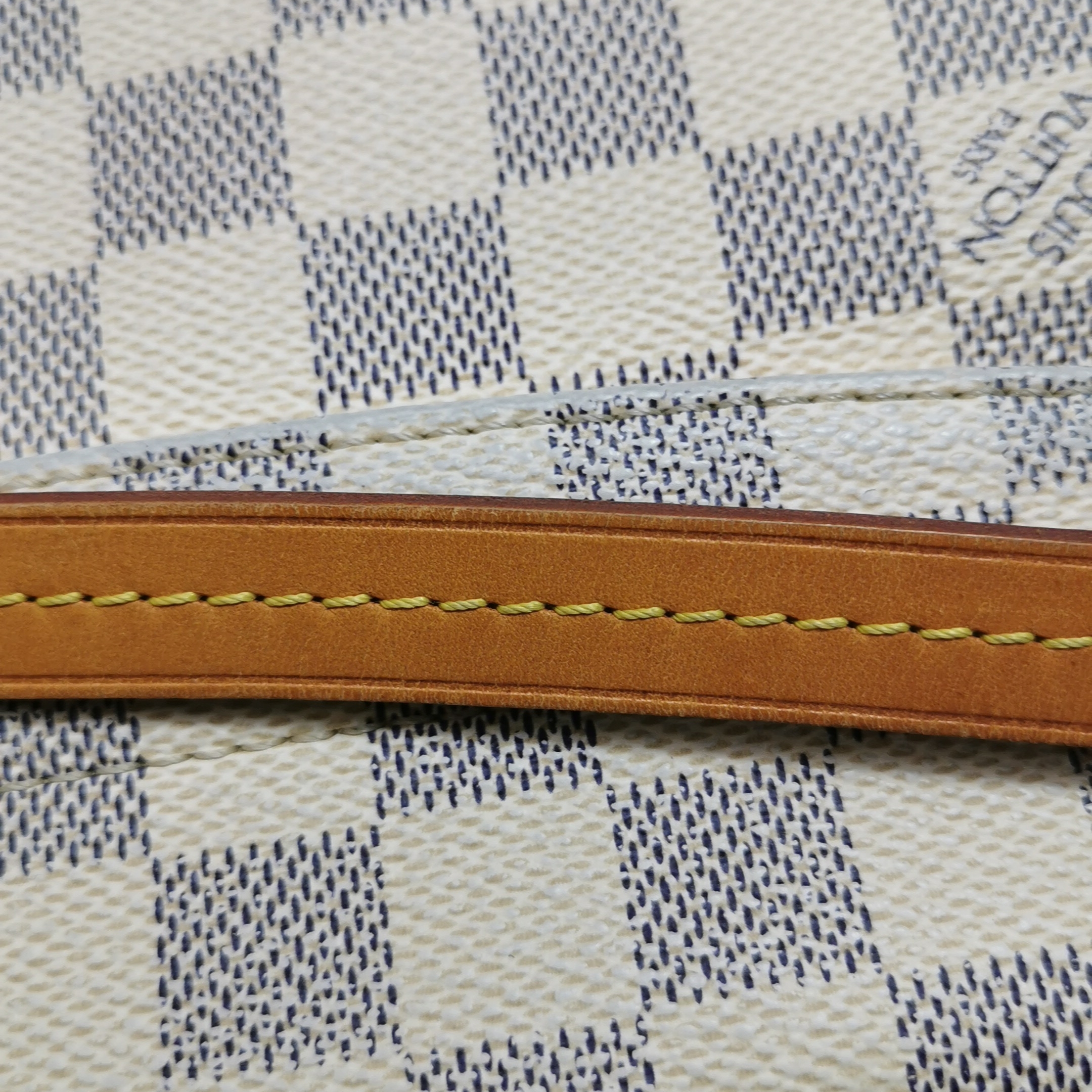 Louis Vuitton(LV) Croisette Handbag Damier — photo 19 of 21
