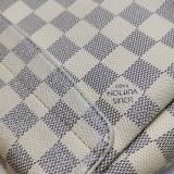 Louis Vuitton(LV) Croisette Handbag Damier — thumbnail 17